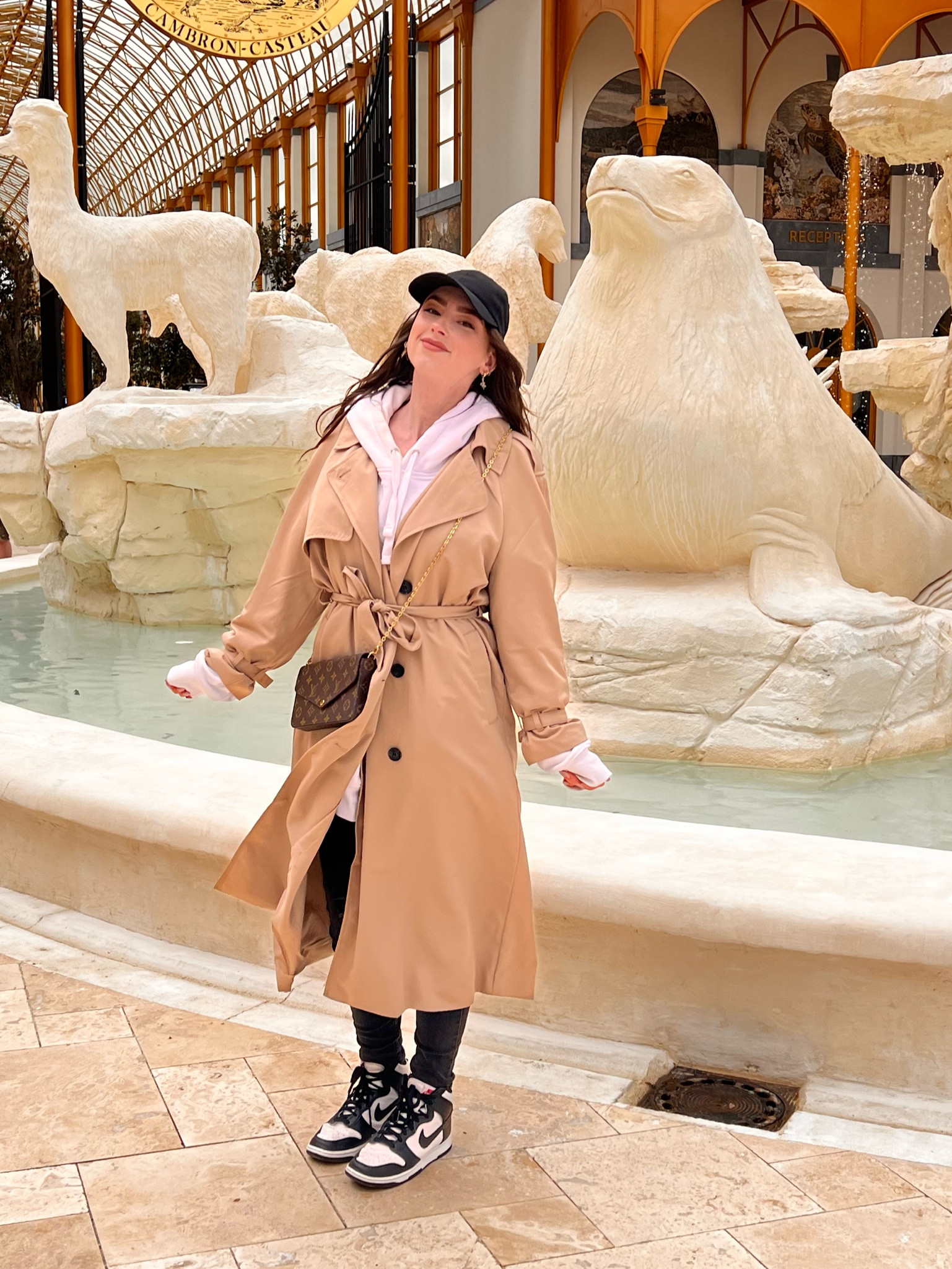 Another outfit with my long trenchcoat! 

#LTKeurope #LTKstyletip #LTKSeasonal
