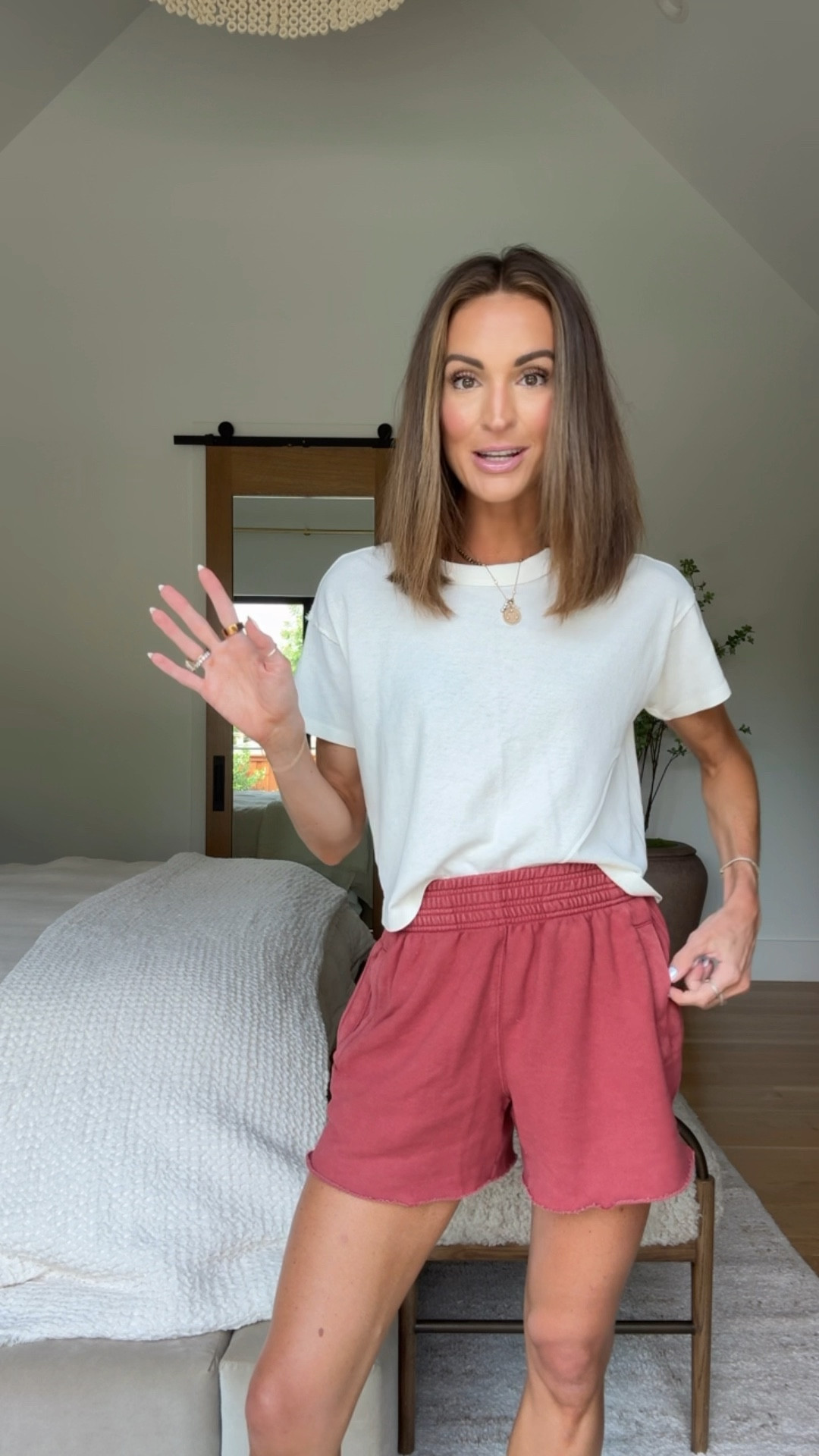 aerie memorial day weekend sale is so good!! wearing xs in everything 