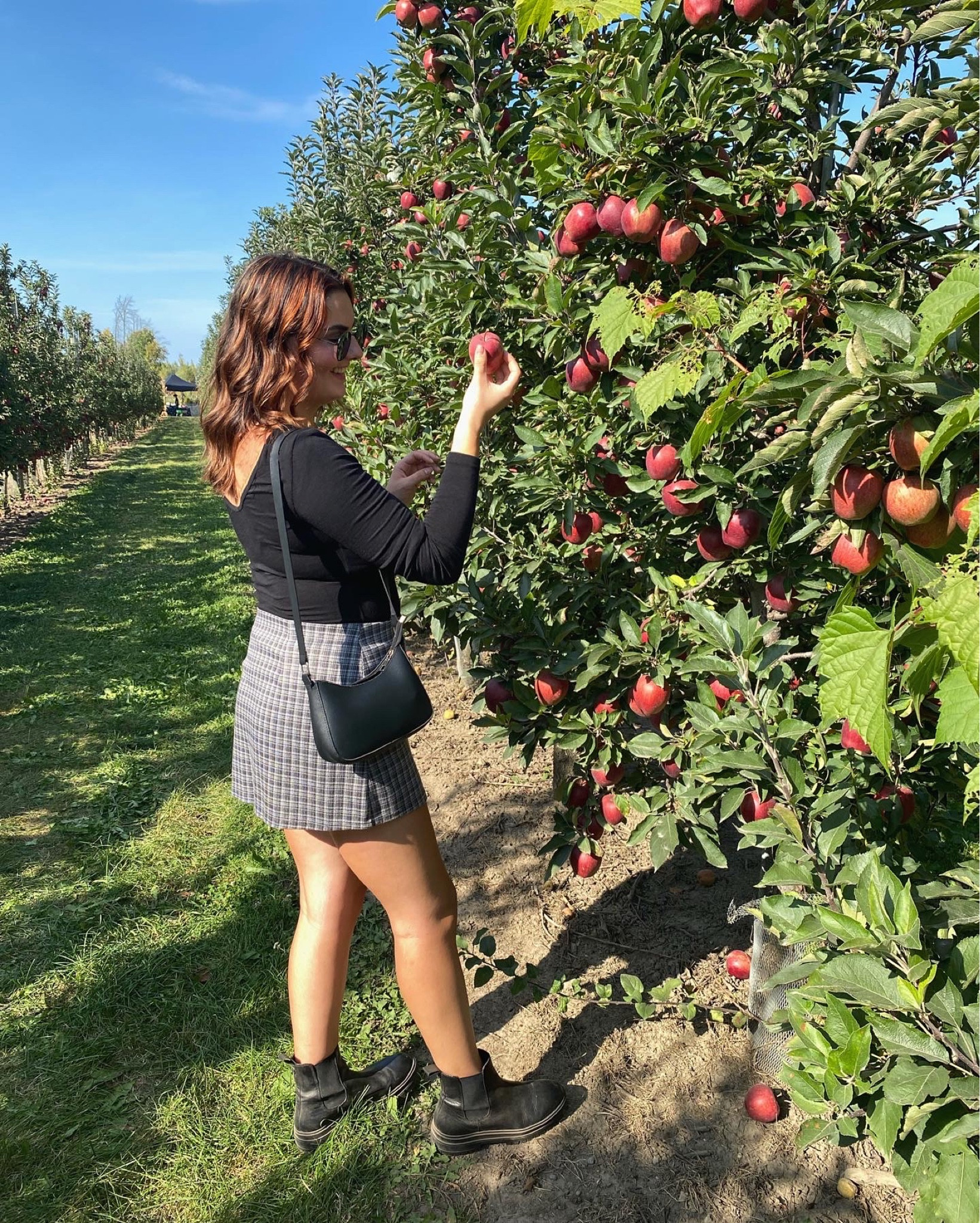 apple picking season!!  


#LTKsalealert #LTKSeasonal #LTKstyletip