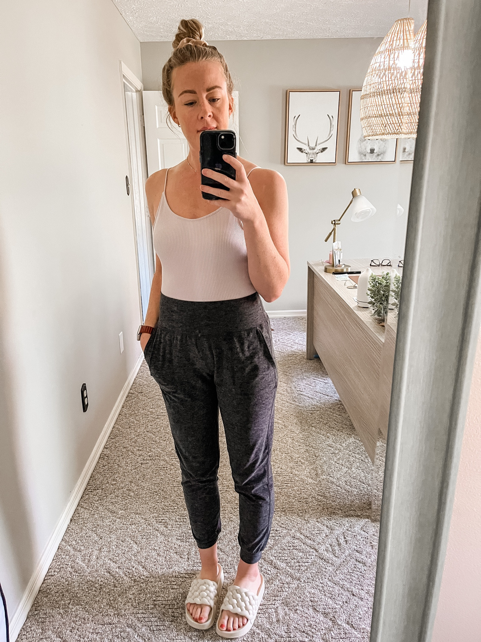 Beyond Yoga midi joggers 30% off!

#LTKSeasonal #LTKCyberweek #LTKHoliday