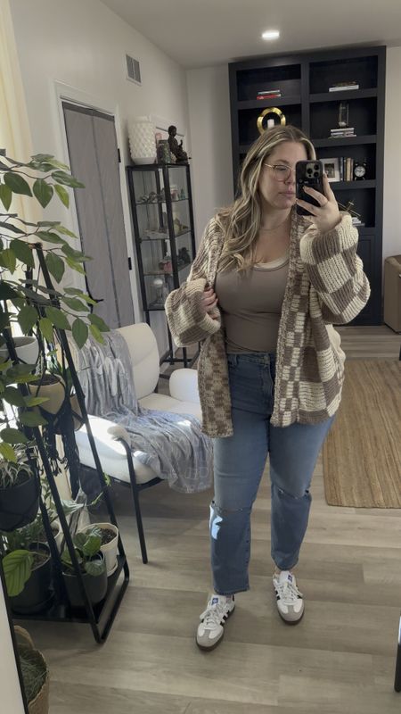 I’m 5’8” - normal size is 16 long in jeans, I wear L/XL in tops depending on the fit. This cardigan is from chicbyallyb - code KAILYN10 🤎 color brown in the a&f tank 🫶🏼

#LTKSeasonal #LTKplussize #LTKmidsize
