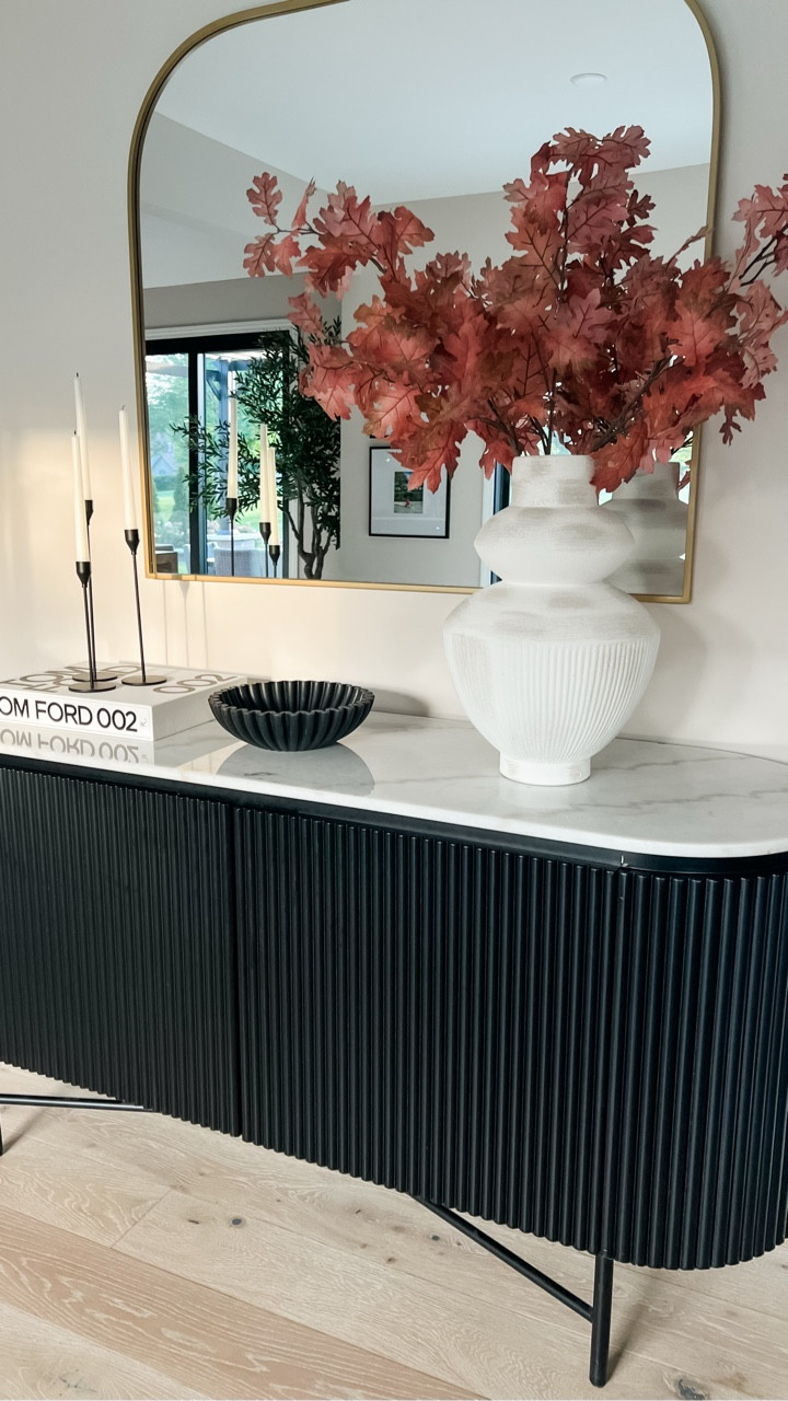 🍁Fall sideboard styling.

#LTKFindsUnder100 #LTKSeasonal #LTKOver40