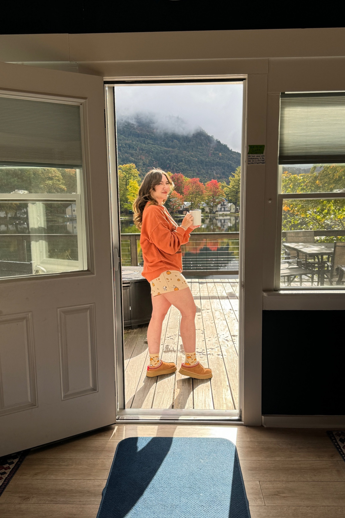 Beautiful fall morning by the lake 🍂 

#LTKHalloween #LTKTravel #LTKFindsUnder100