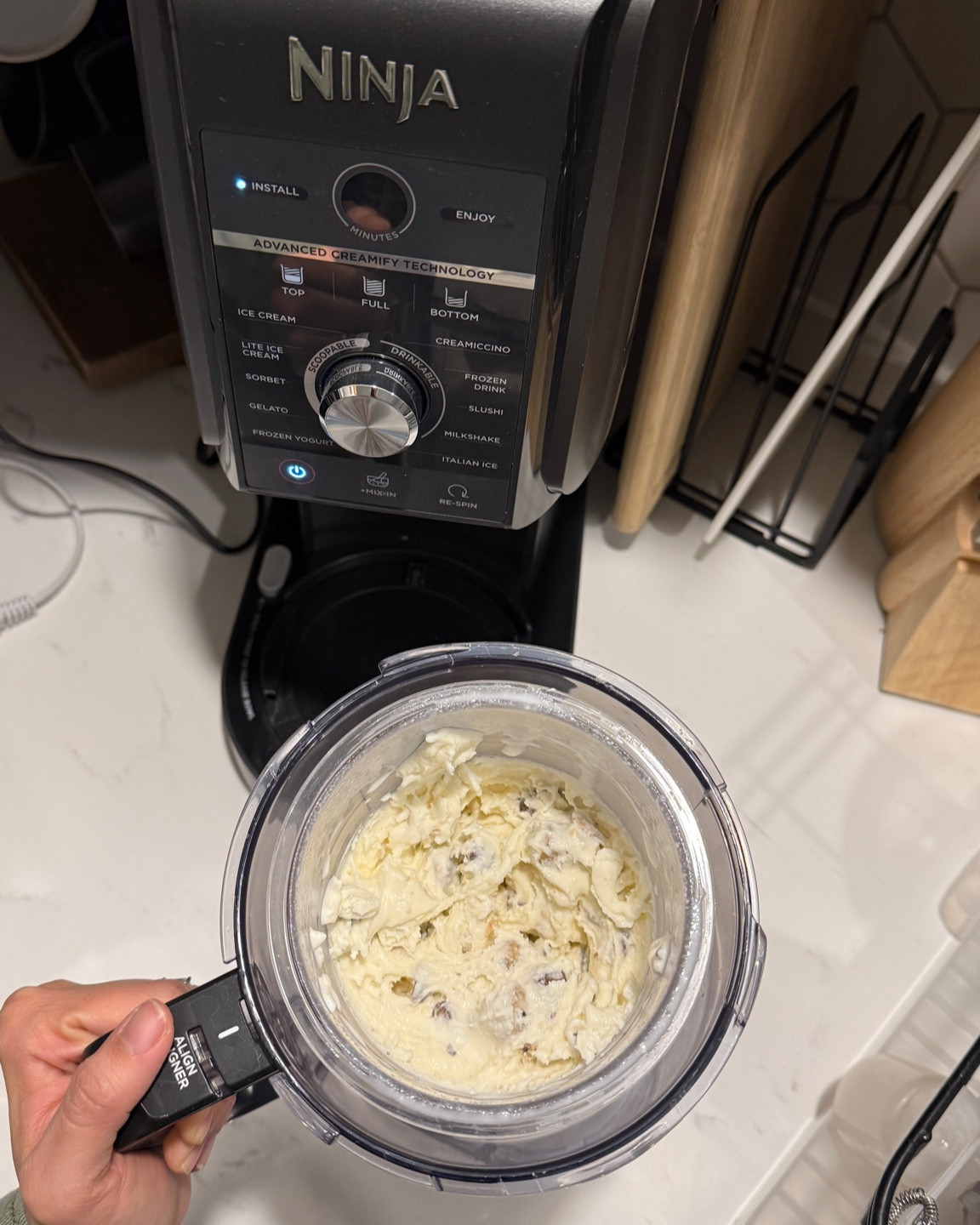 When I’m not doing small business or illustration things, I’m making ice cream. This is a good old vanilla ice cream!