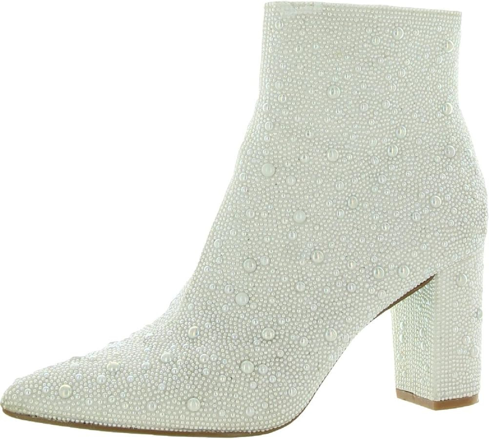 Betsey Johnson Women's Sb-Cady Ankle Boot | Amazon (US)