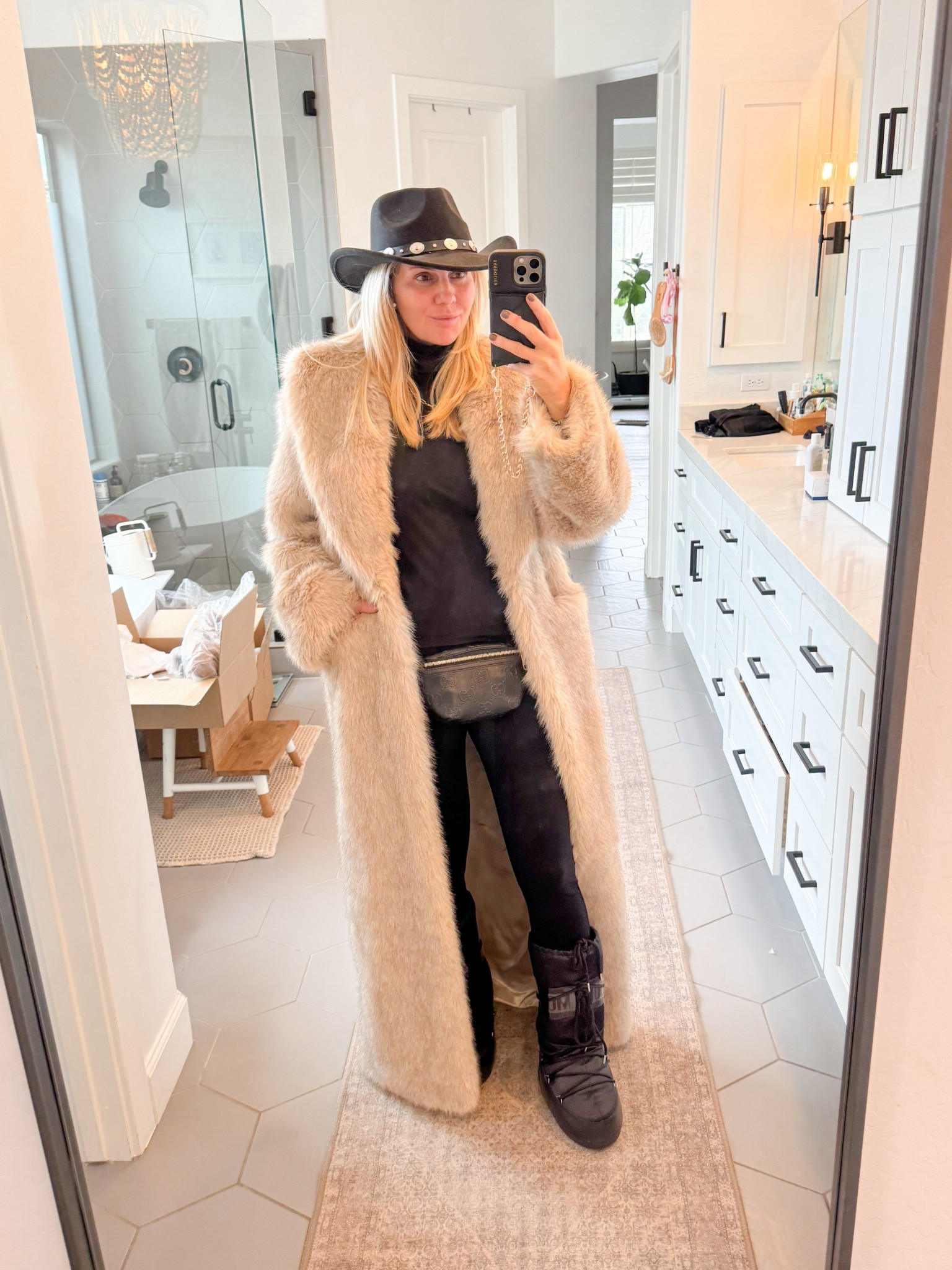 Who’s ready for a ski trip to Aspen 🎿  size down in the fur coat. I’m 5’7 and wearing a xs  

#LTKTravel #LTKSeasonal #LTKHoliday
