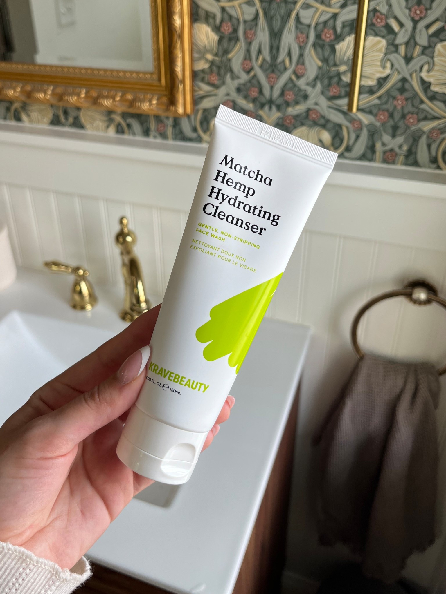 this krave hydrating cleanser has saved my dry skin this winter 🙌🏻 

#LTKSeasonal #LTKHome #LTKBeauty