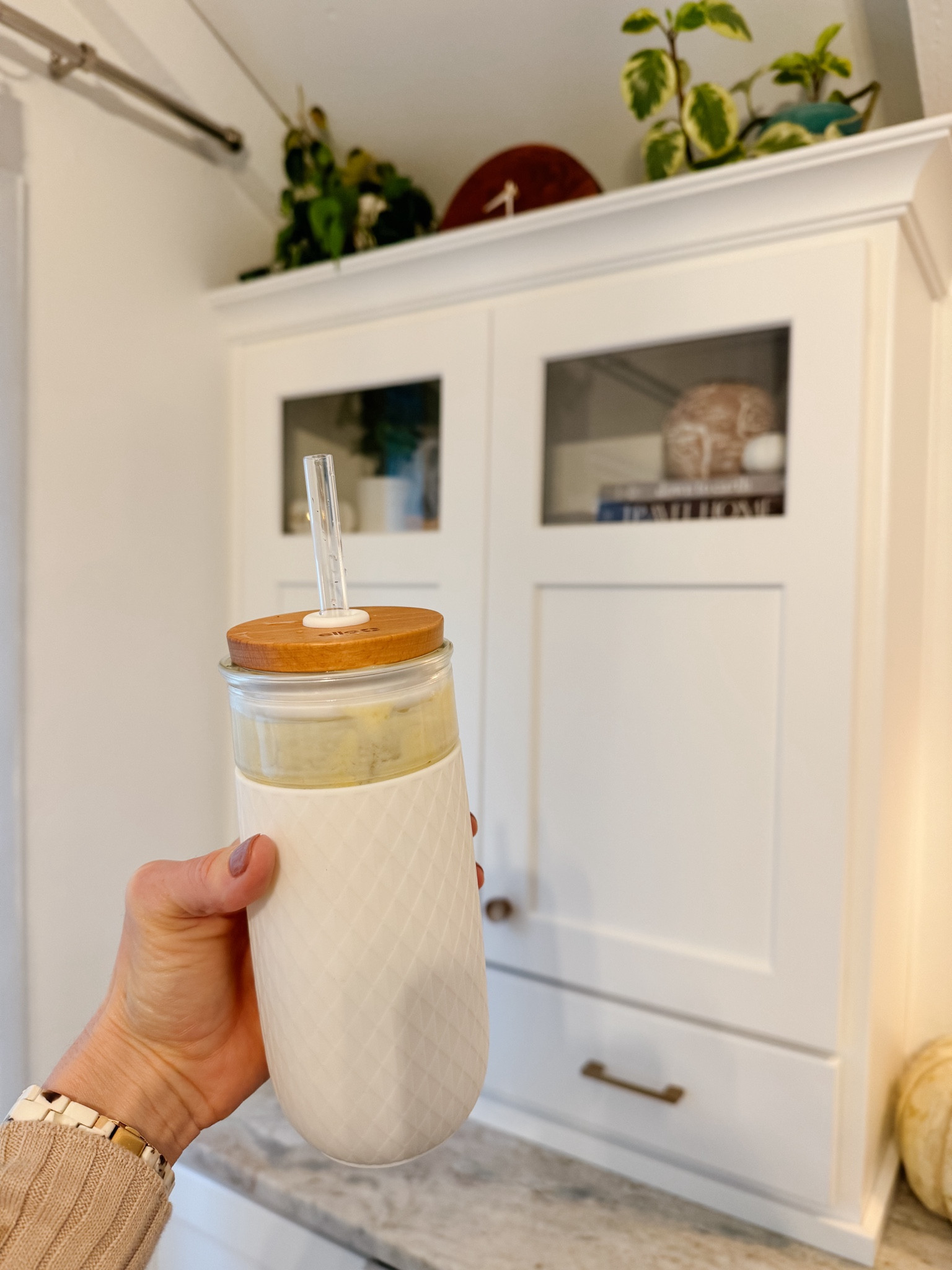 Glass smoothie tumbler 🥑🥭🍍🍓

#LTKHome #LTKFitness #LTKFamily