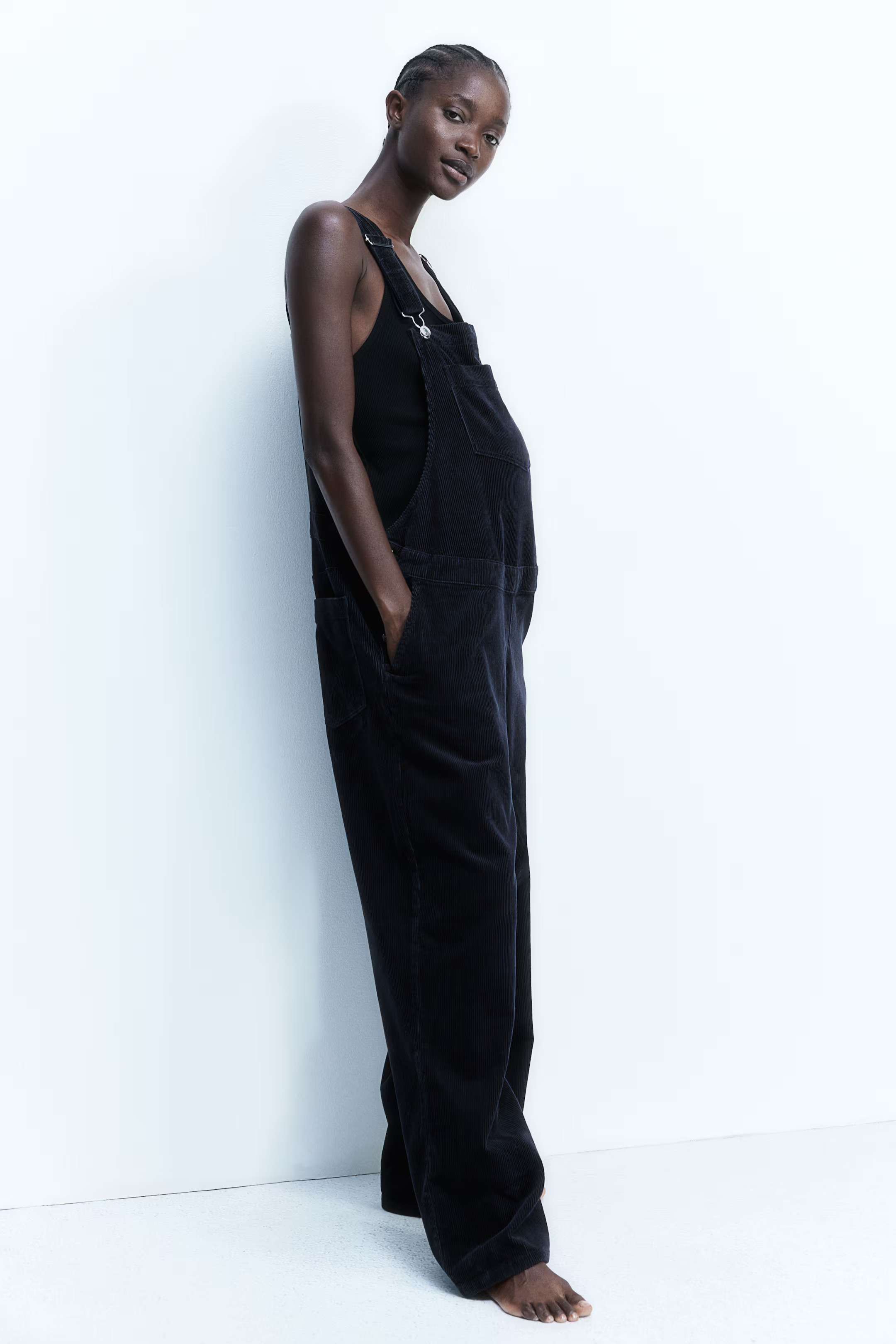 MAMA Before & After Corduroy dungarees | H&M (UK, MY, IN, SG, PH, TW, HK)