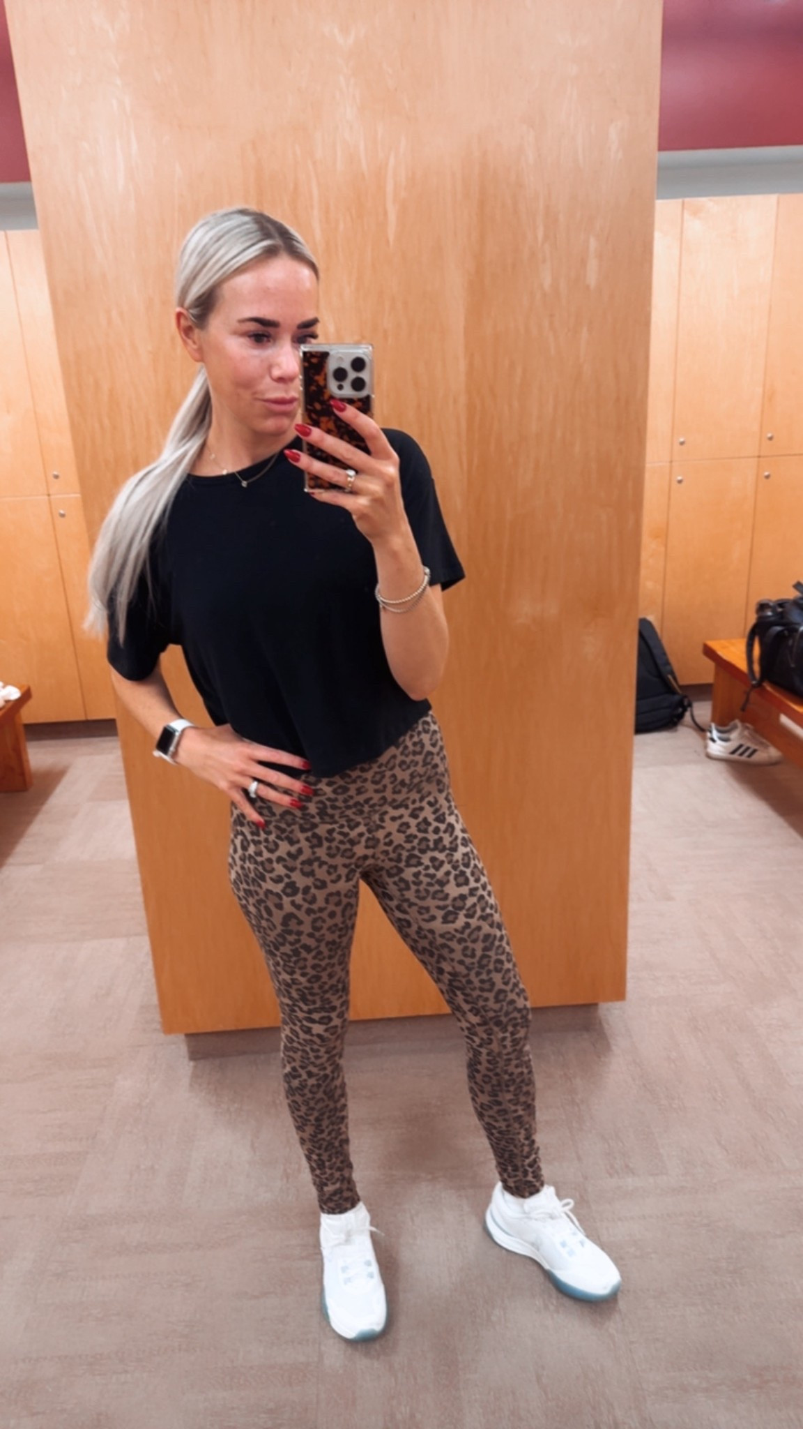 Today’s workout motivation brought  by these leggings! 🐆 AND one of my fave tees on sale! 

#LTKfitness #LTKcanada