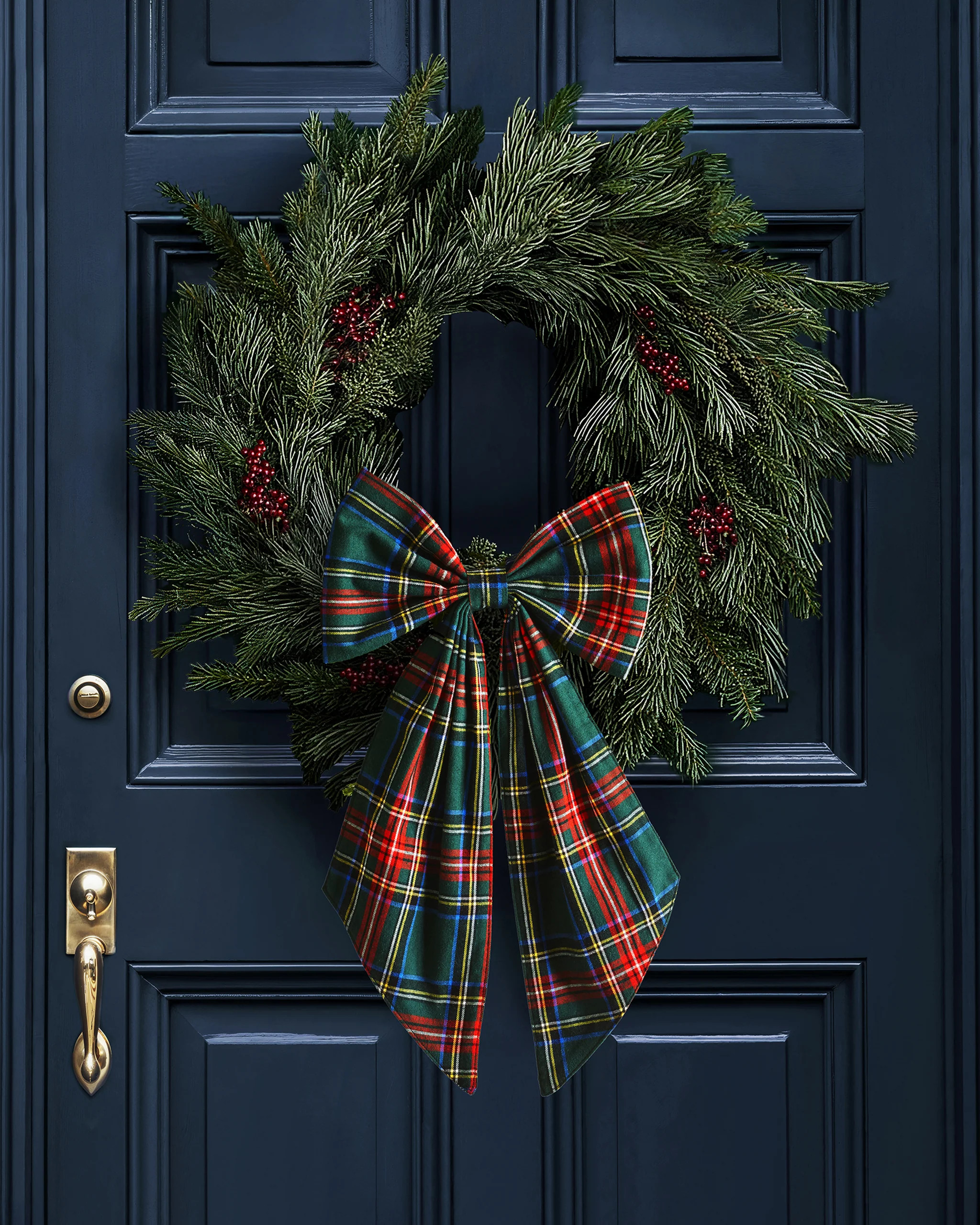 Wreath Bow in Kensington Tartan | Petite Plume