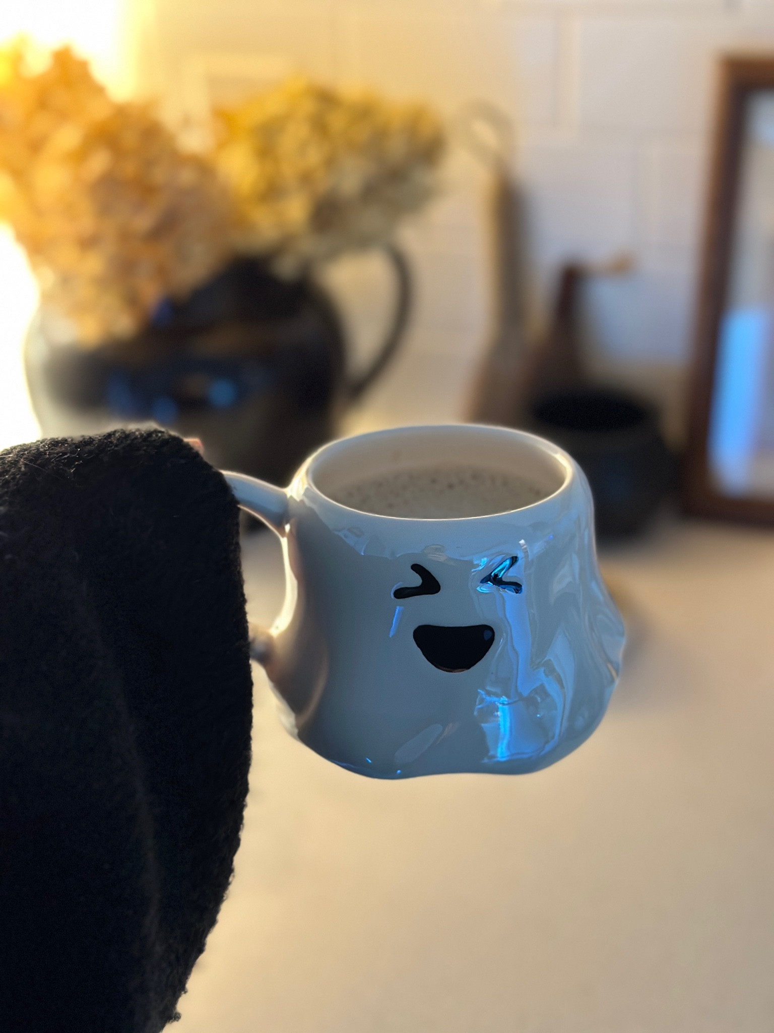 Coffee mug, Walmart coffee mug, ghost, ghost coffee mug, Halloween decor, seasonal decor

#LTKHalloween #LTKSeasonal #LTKHome