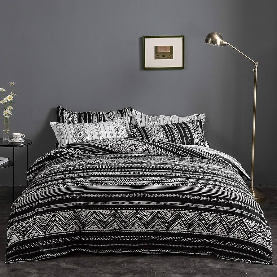 LAMEJOR Geometric Duvet Cover Set Queen Size Strips/Chevron Pattern 3-Piece Reversible Luxury Sof... | Amazon (US)