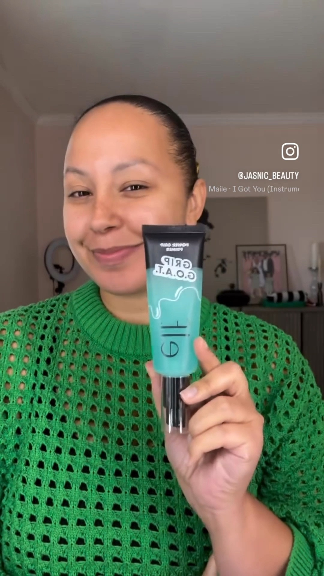 Lock it in, all day long! ✨
No more makeup sliding off by lunchtime—the e.l.f. Power Grip Primer keeps your look smooth, fresh, and flawless from AM to PM. 💚

✔️ Grips makeup so it stays put ALL day
✔️ Smooths and blurs for a flawless base
✔️ Lightweight + non-sticky
✔️ Infused with hydrating ingredients so your skin feels good too
✔️ Works with all skin types




#LTKStyleTip #LTKFindsUnder50 #LTKBeauty