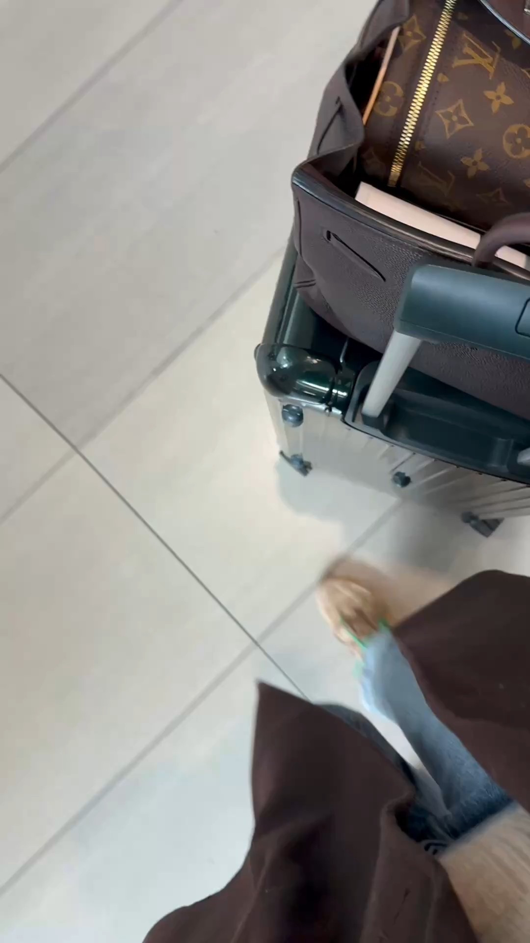 Fashion Jackson, travel outfit, sneakers 

#LTKStyleTip #LTKOver40 #LTKTravel