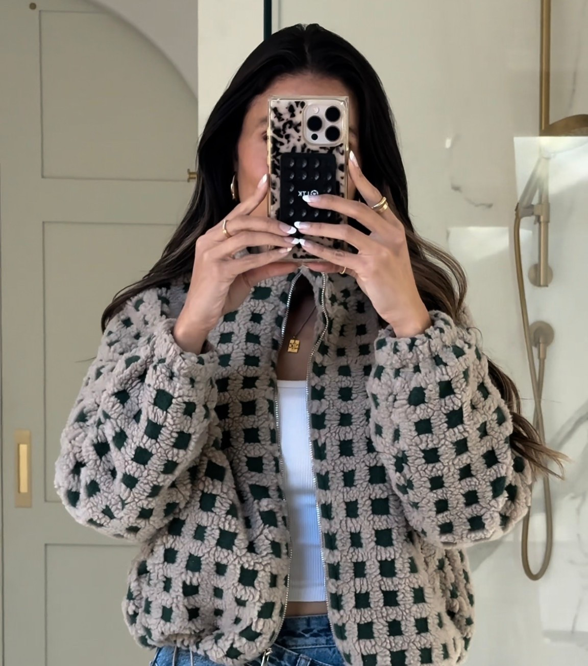 Scroll to shop!! Follow for more!! Xo! ✨

#LTKdayinmylife #LTKmomlife #LTKootd