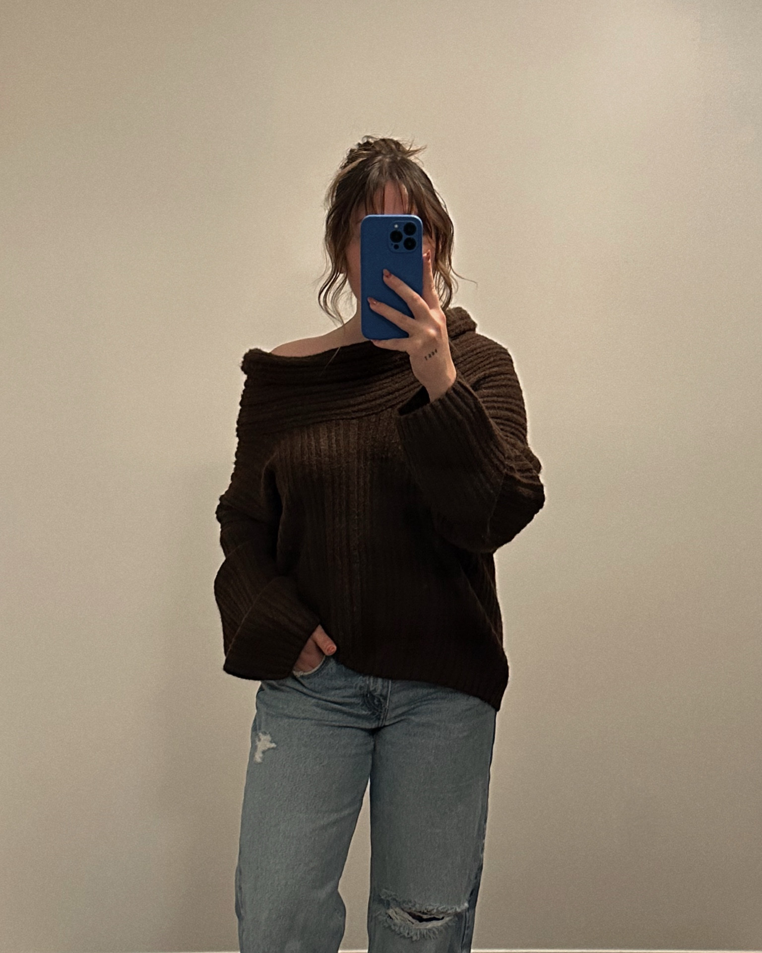 sweater: small
jeans: 30w



#LTKover50style #LTKwinter #LTKstyletip