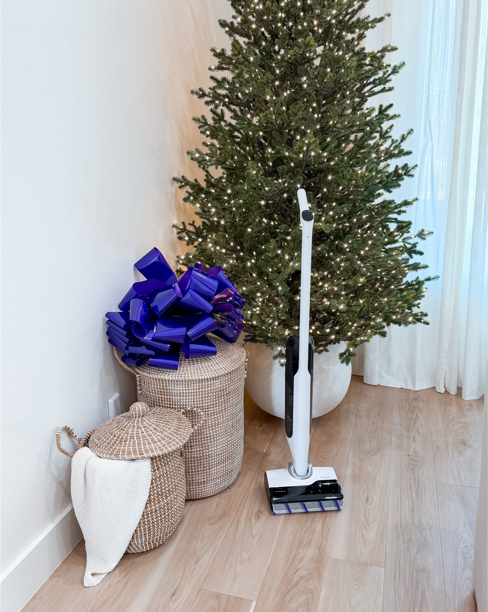  My favorite wet/dry vacuum is on sale during the Huge Black Friday savings promotion! The Narwal S30 wet/dry vacuum is just $279.99 - 38% OFF (save $170) now - Dec 1!

They also have an amazing robot vacuum, the Narwal Freo Z10 that’s now $649.99 - 38% OFF (Save $540) now - Dec 1!

Don’t miss out on these amazing Black Friday deals before they are gone!

 

#LTKGiftGuide #LTKHoliday #LTKCyberWeek