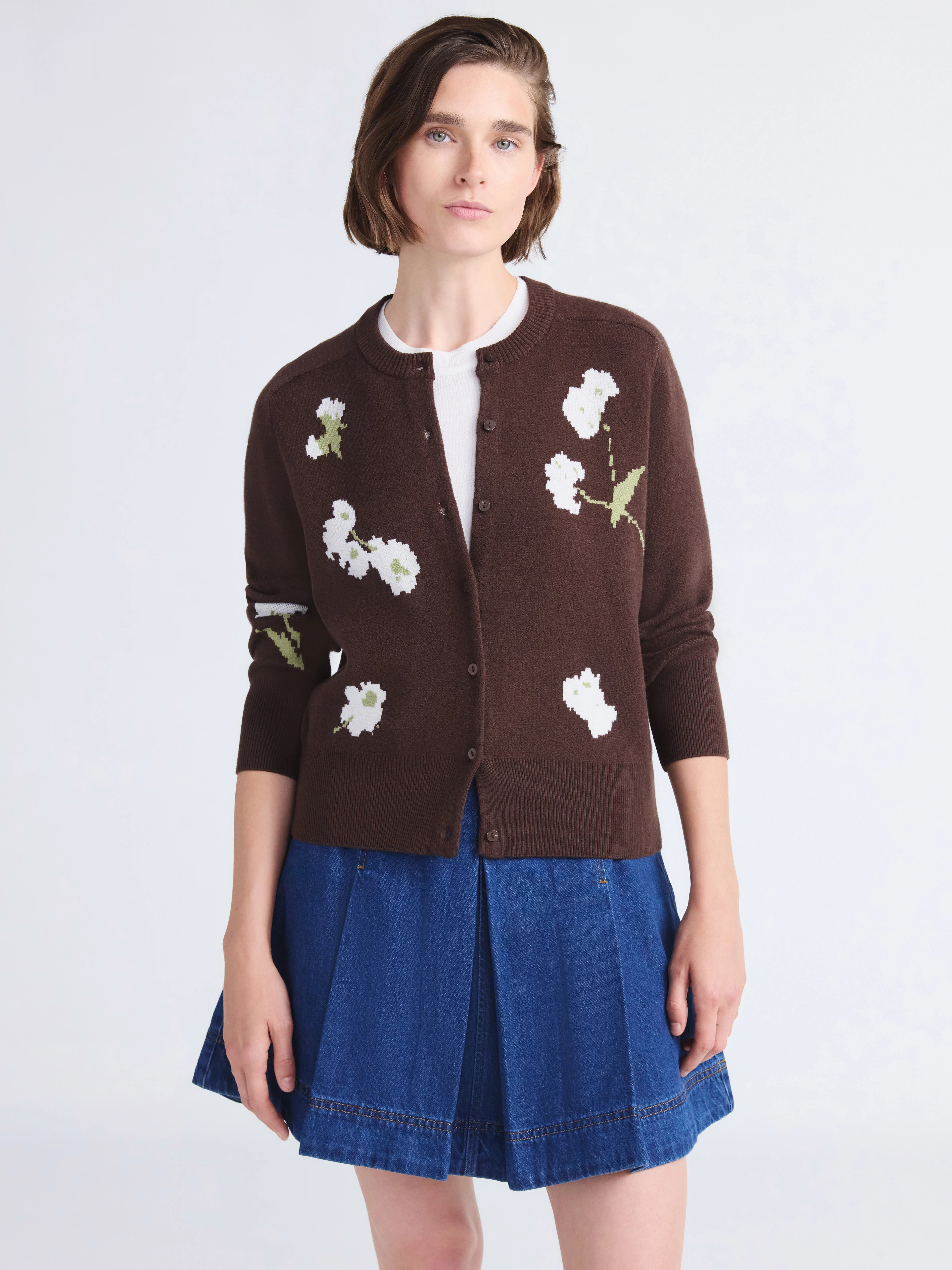 Free Assembly Women's and Women's Plus Floral Jacquard Shrunken Cardigan Sweater, Midweight, Size... | Walmart (US)