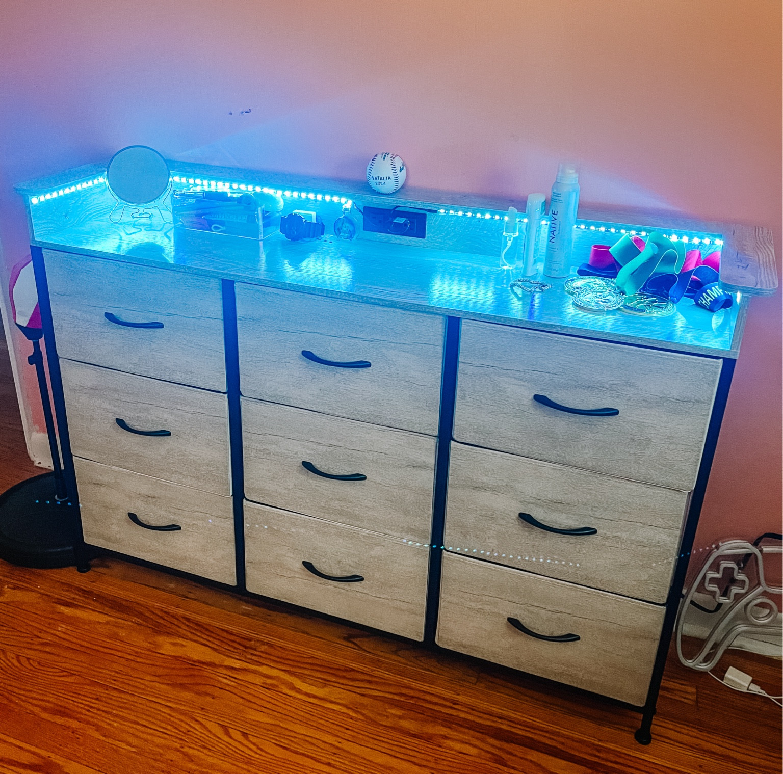 My daughter is in love with her new dresser!!
9 drawer/charging station/LED lights!! & it’s easy to put together!!
Under $140 & there is currently a $10 off coupon code!!


#LTKKids #LTKHome #LTKSaleAlert