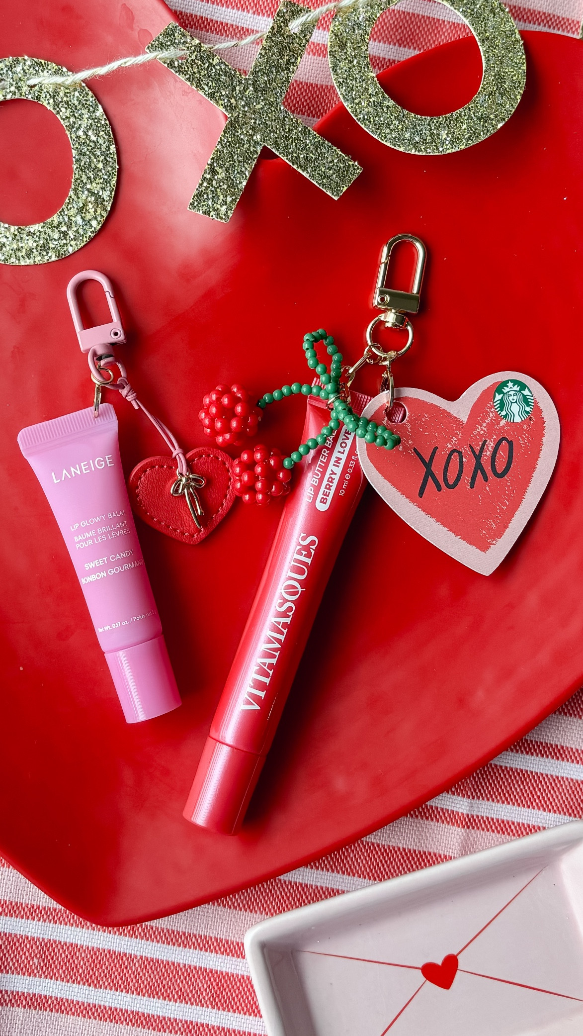 👄 A Gift for Every Gal! 💋
These keychain charms are such an easy way to gift ANY kind of lip gloss to your girls or Galentines this Valentine’s Day!
I could also add a @starbucks gift card to your keychain!

SHARE and SAVE to make these for the girls in your life! 💘

#LTKBeauty #LTKValentine