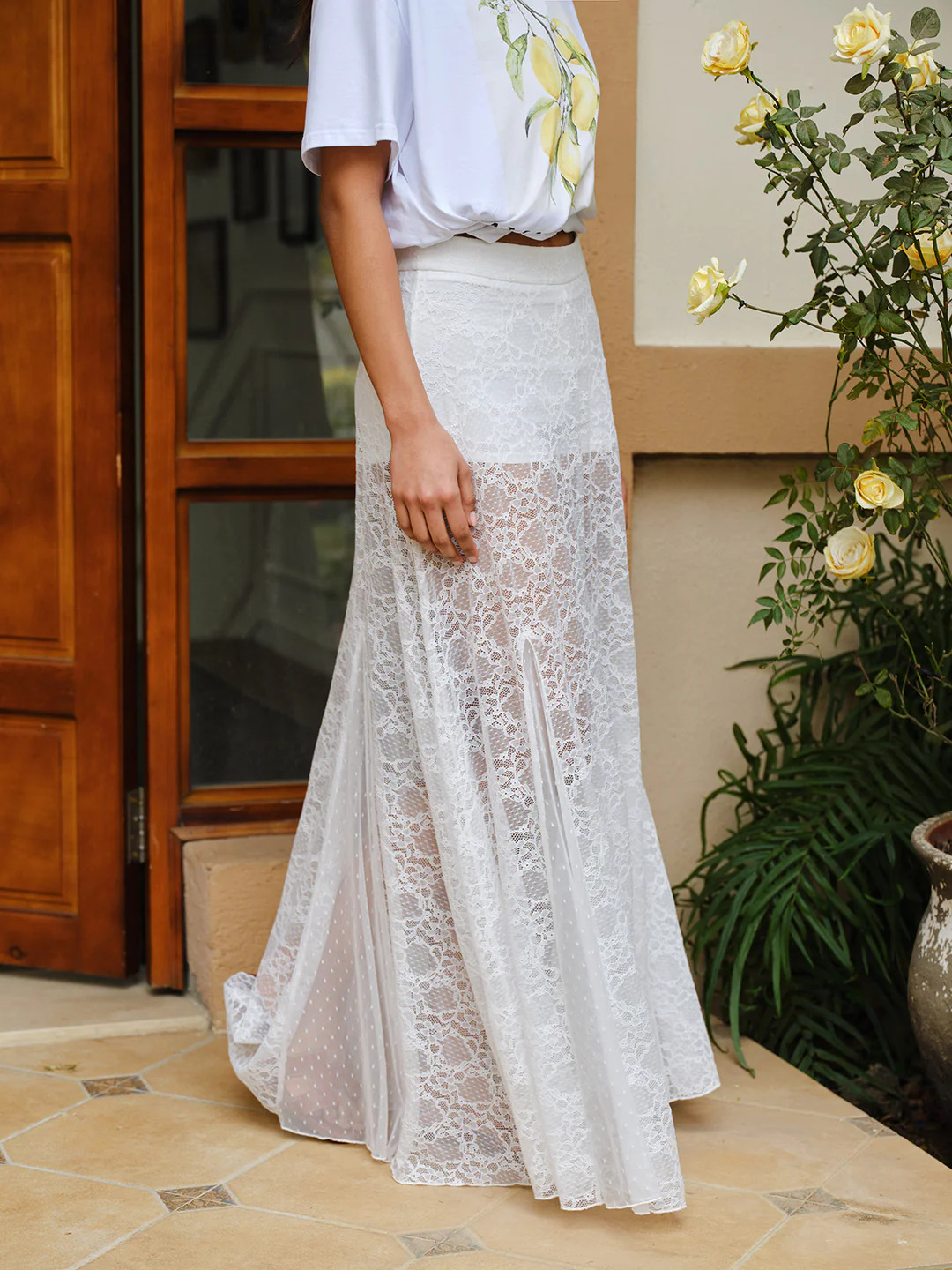 Mid-Waist Semi-Sheer Lace Skirt | Commense