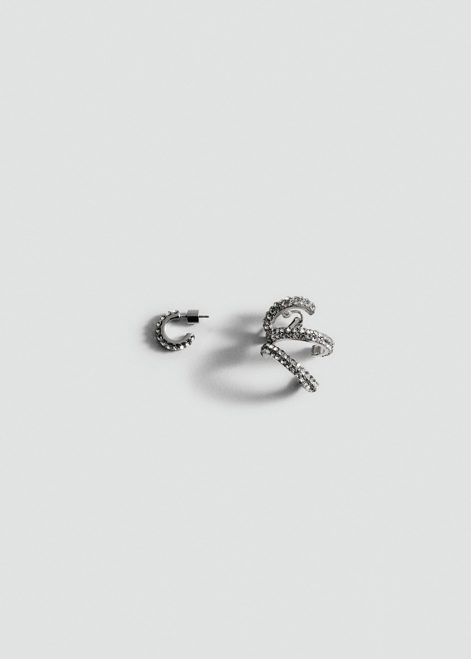 Lot manchette et boucle d'oreille cristal | Mango EU