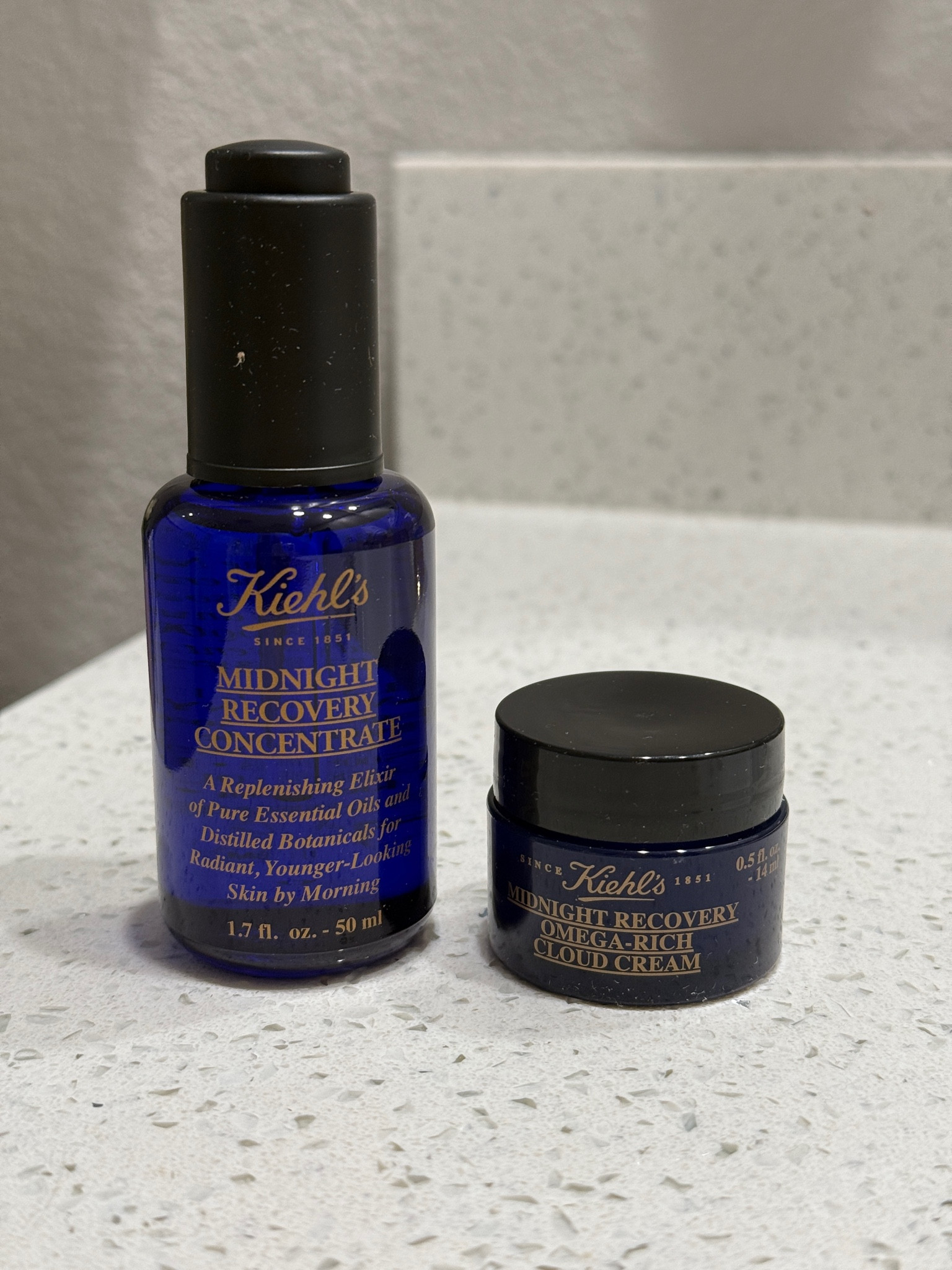 Ultimate Botox in a bottle plus ultra hydration! Kiehls midnight recovery at Macys 

#LTKHoliday #LTKBeauty #LTKGiftGuide