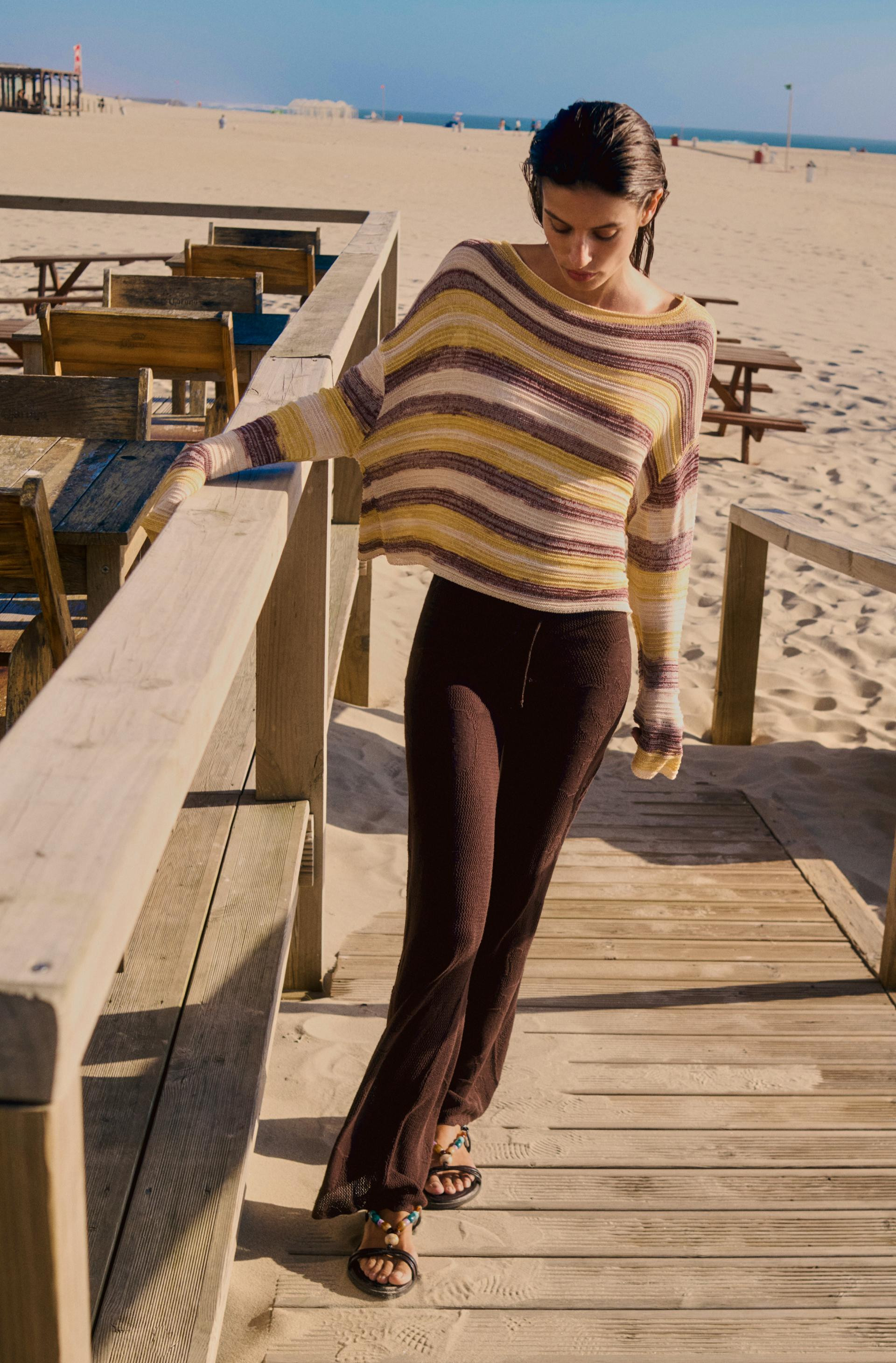 Brown floral crochet trousers | Pull&Bear United Kingdom | PULL and BEAR UK