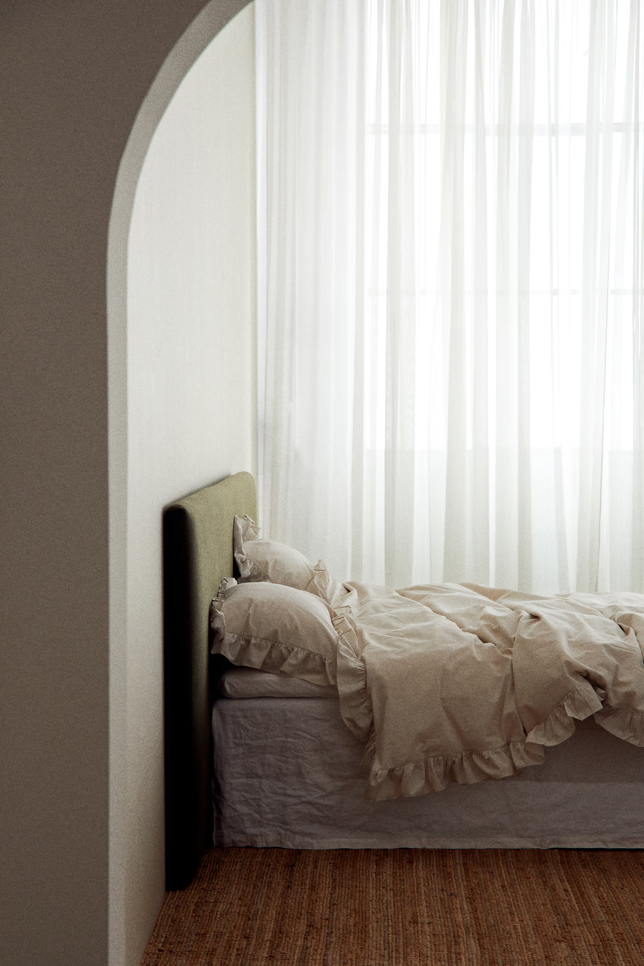 Flounced double/king duvet cover set | H&M (UK, MY, IN, SG, PH, TW, HK)