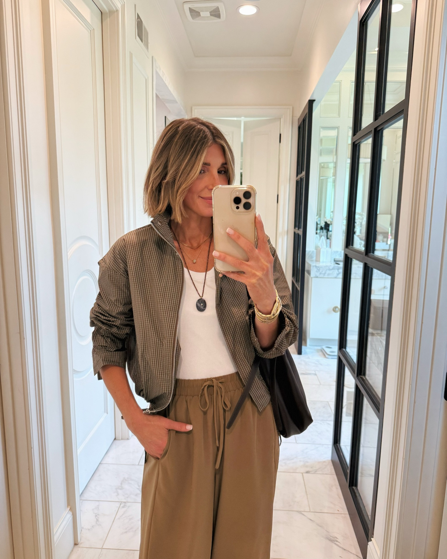 Back to school mom outfit 

I'm wearing size small in my jacket, tank and pants and I'm 5'7 for reference