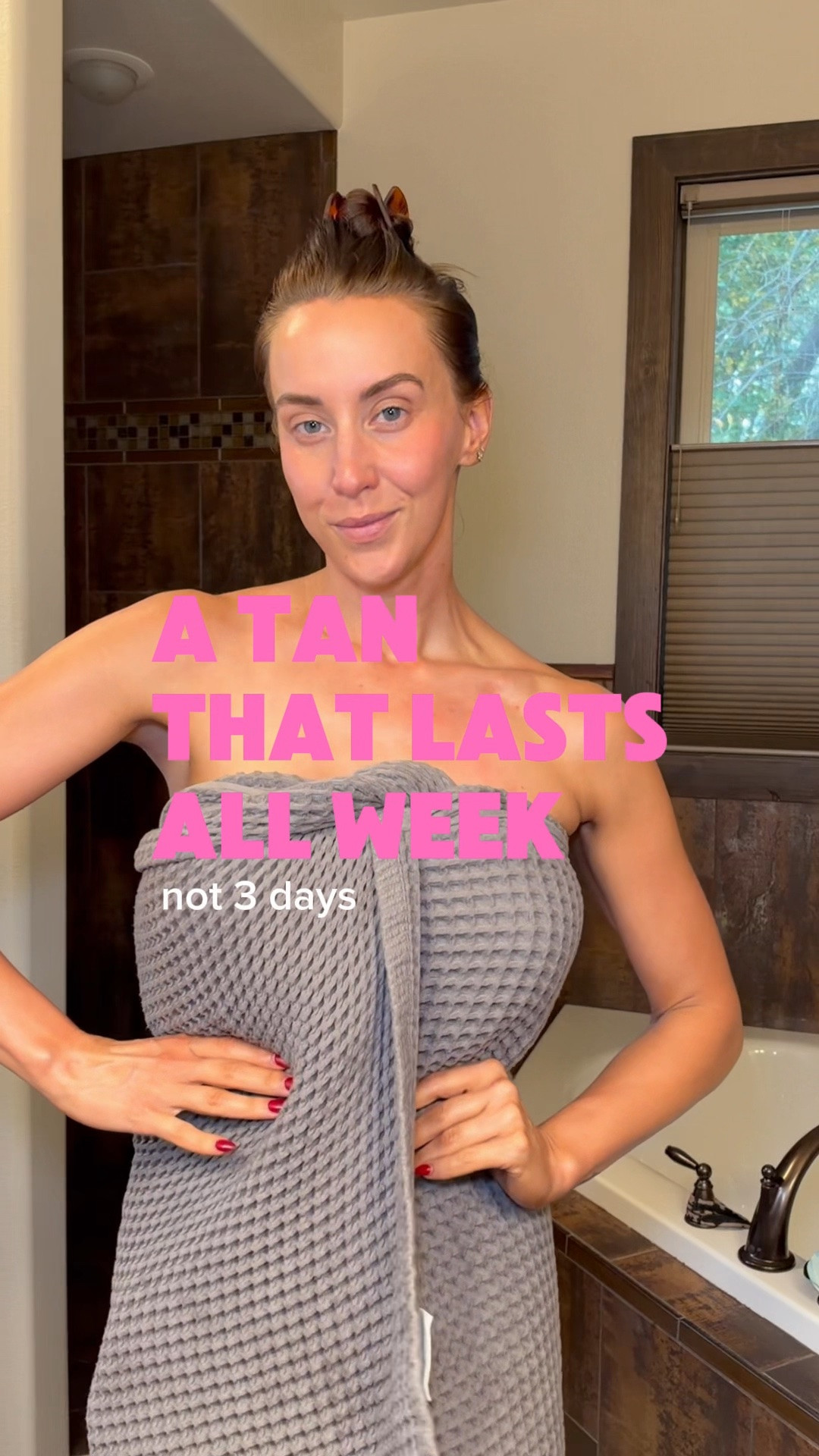 My weekly at-home tan routine: exfoliating brush and body oil in the shower, tanning mitt and detail brush for application, separate face tanner, then Olay body wash, body oil, and the Olay Renewing Retinol Lotion every other night to keep it from going patchy. Everything linked below.

#selftanner #tanningtips #olay #beautyfinds #athometan