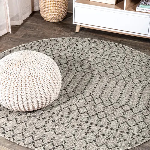 JONATHAN Y Ourika Moroccan Geometric Textured Weave Indoor/Outdoor Round Area Rug in Light Gray/black at Nordstrom, Size 5Ft 0In X 5Ft 0In | Nordstrom