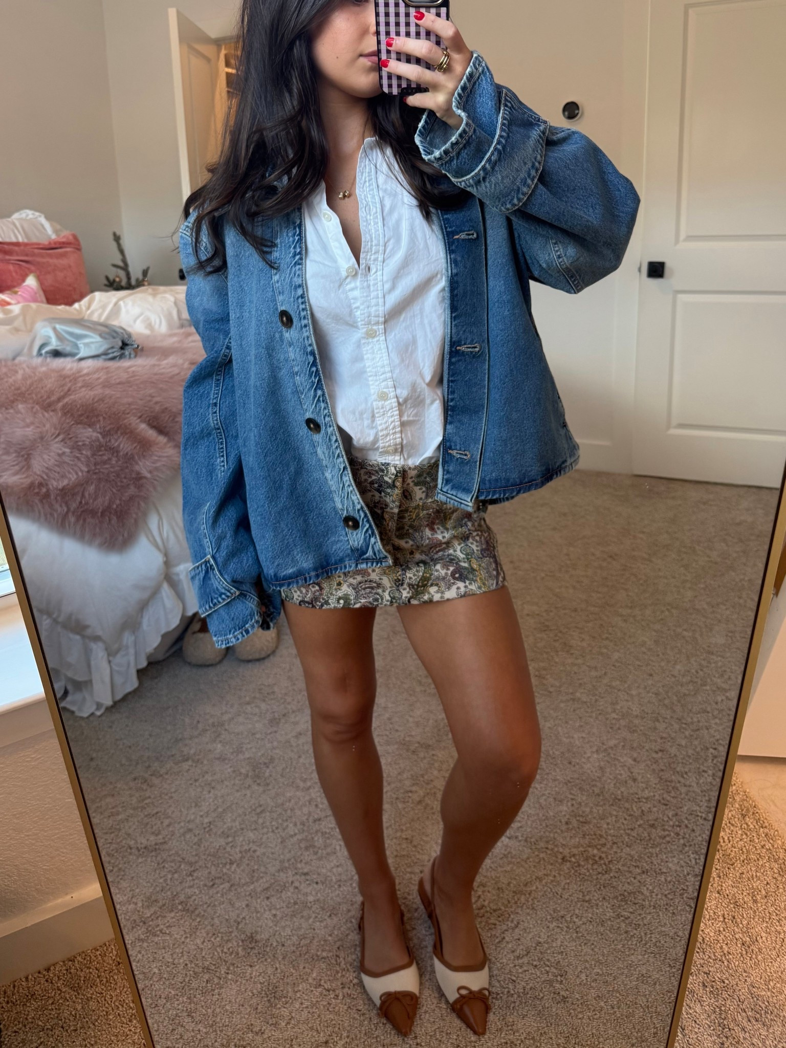 Ootd for work!! Obsessed with this free people skirt that’s currently on sale for $50 plus an additional 50% off!! Shoes are Stuart Weitzman, button down and jacket are Zara!

#LTKFindsUnder50 #LTKootd #LTKSaleAlert