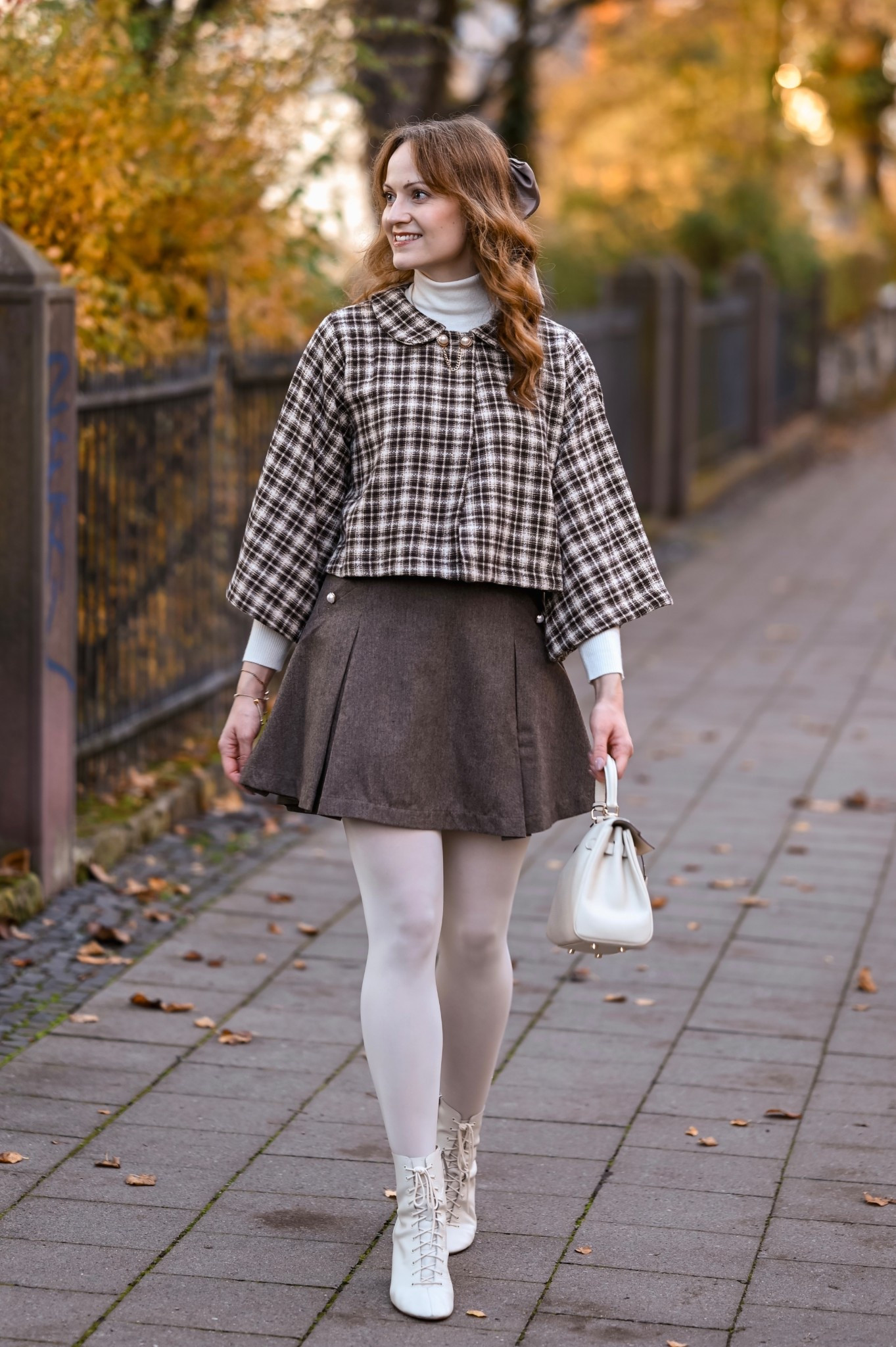 12 autumn outfits 🍁🎀 | Look 4

Brown flared mini skort – Flossy by Freddy
Brown and beige checkered cape – Flossy by Freddy
Off white tights – Calzedonia
Off white lace-up ankle boots – Zara
Off white classic top handle handbag – Liwisi
Big beige satin hair bow – VeryShine on Etsy

If any of these aren’t current or available, I’ve linked alternatives. 🤍

#LTKautumn #LTKstyletip #LTKeurope