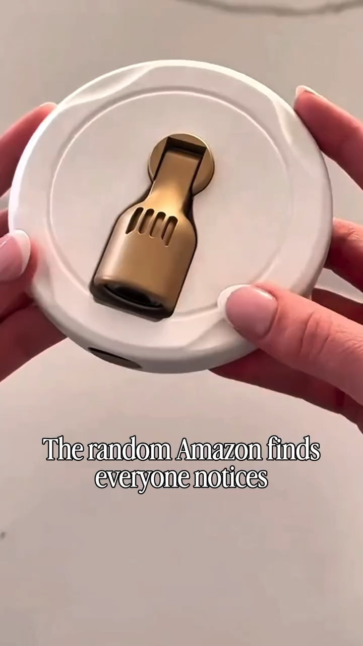 The random Amazon finds that everyone notices 👀 These are the things people always ask me about when they come over and honestly, they’re some of my favorite finds too!

Comment **SEND** and I’ll send you the links! 🤎

#amazonfinds #amazonhome #amazonmusthaves #homefinds #amazonfavorites #pleasantlybuilt
homeinspo

#LTKHome #LTKSeasonal