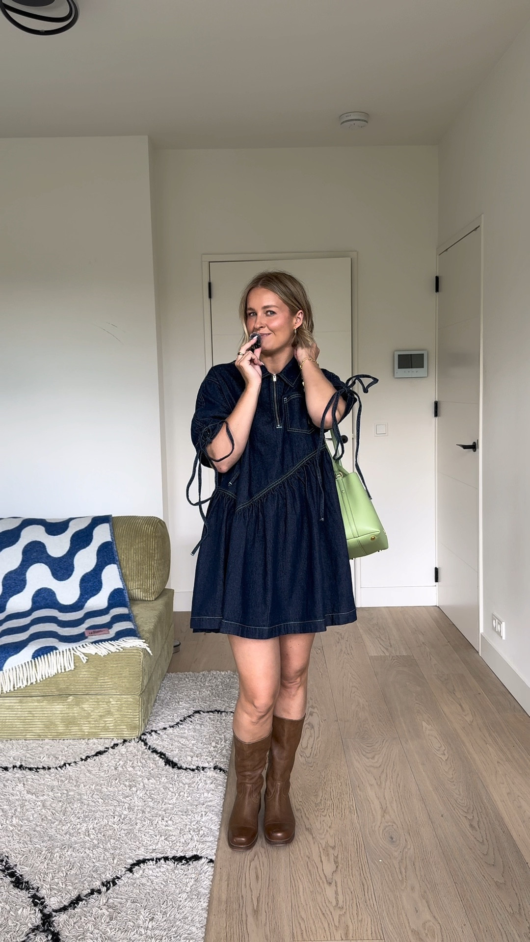 7 days of euro summer outfits day 5

Denim dress :size 10
Boots true to size 
Bag bimba y lola



#LTKeurope #LTKuk #LTKsummer