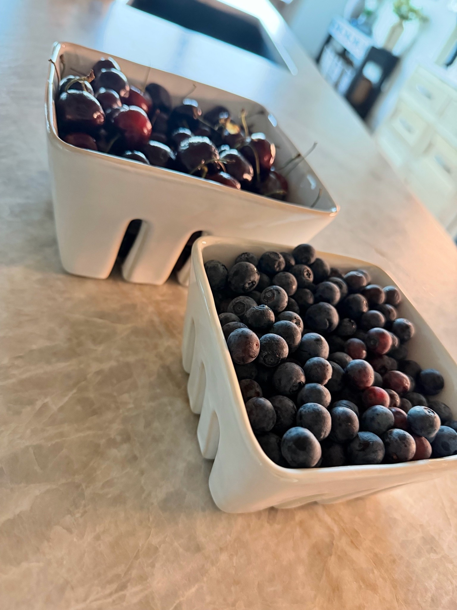Obsessed with these ceramic fruit bins!