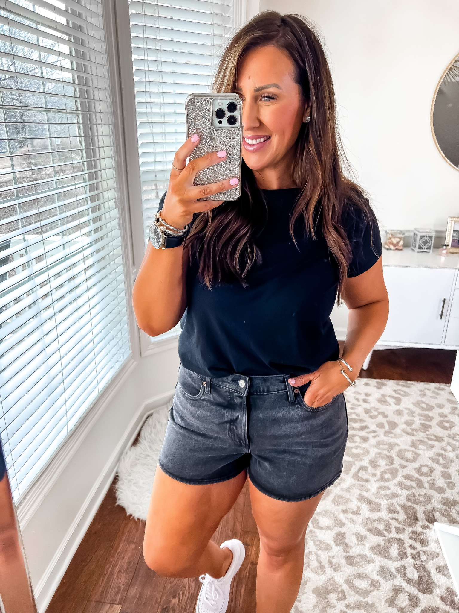 Must have denim shorts are 40% off today!!!
Size up 1-2

#LTKcurves #LTKunder50