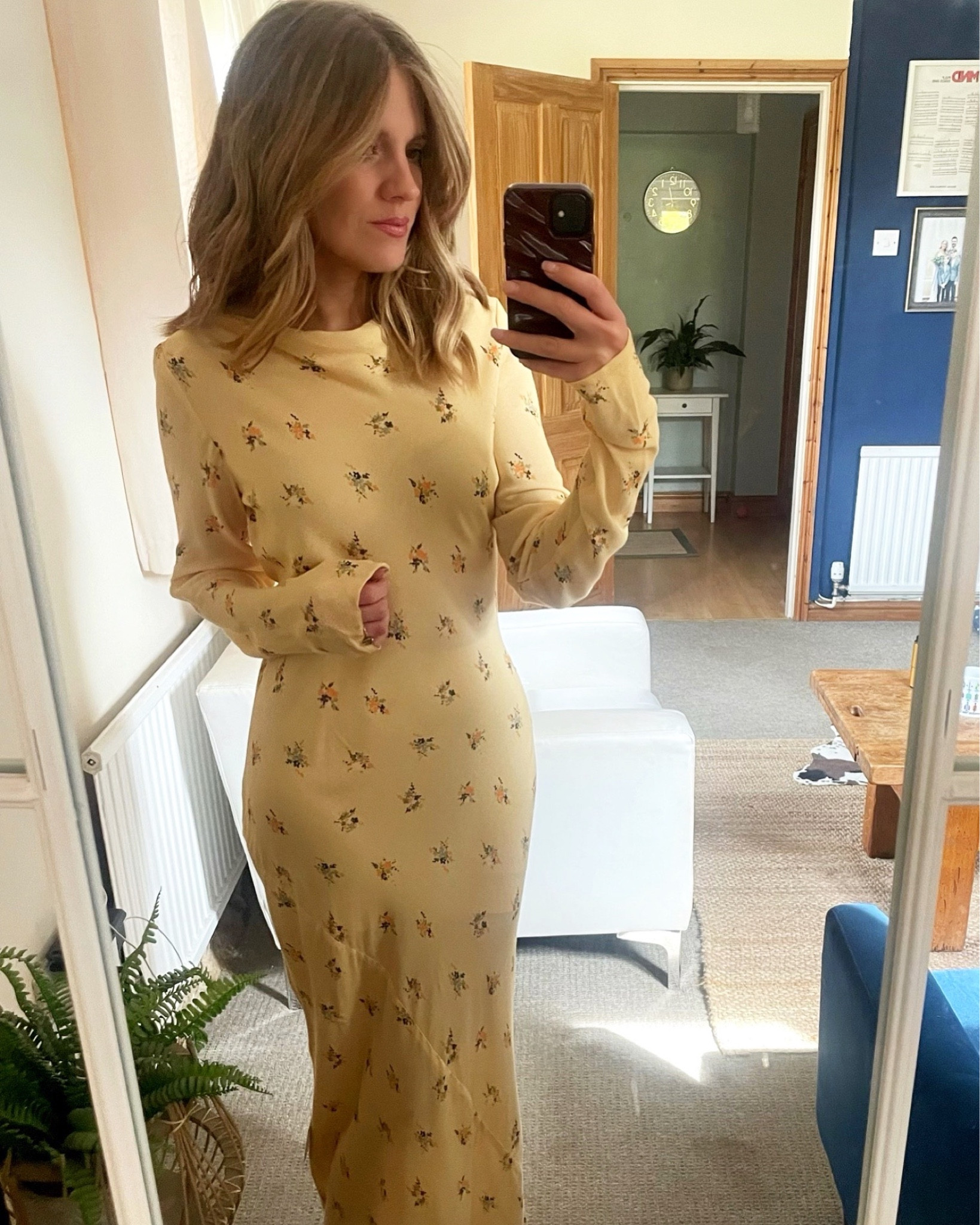 Got to get our vitamin D from somewhere eh?! 
Sunshine in a dress 💛