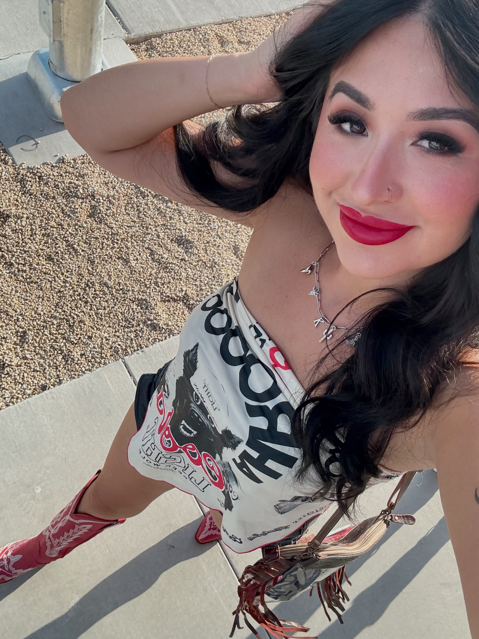 New boot goofin🤠

#LTKStyleTip #LTKBeauty #LTKFindsUnder100