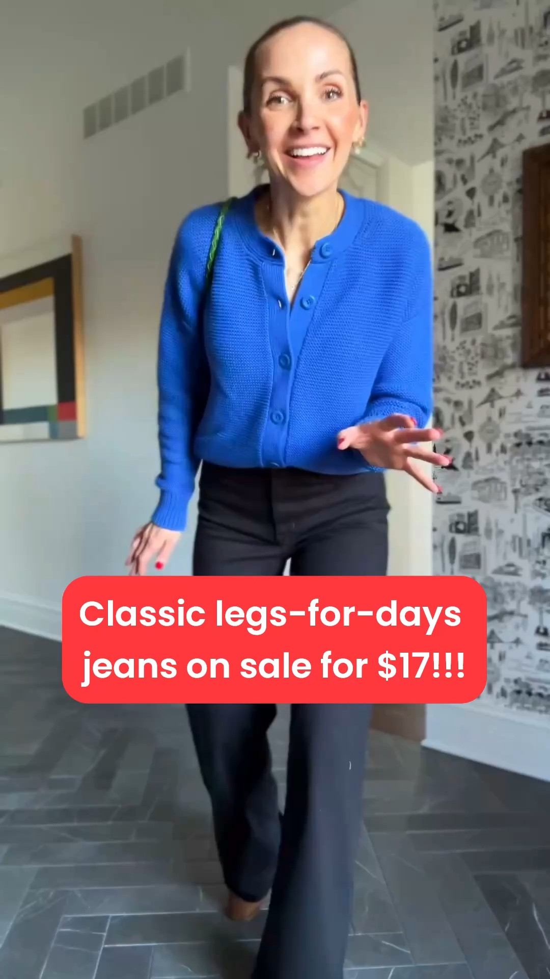 These jeans are on sale for target Circle members! They’re only $17 for the next two days. Get your true size, or size up if you’re in between. ￼￼@Target