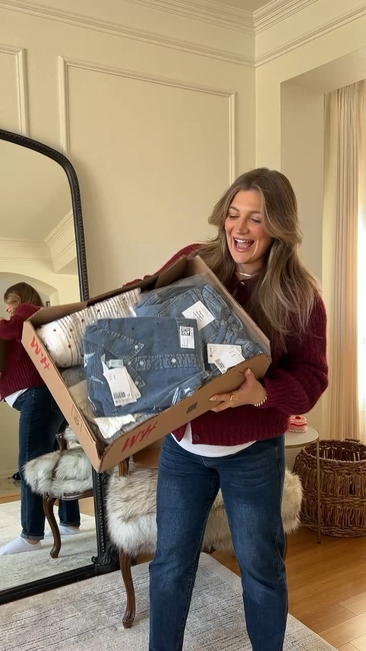 H&M haul!! They have the best items for the bump to postpartum! I also picked up some toddler and baby items 🛍️

Pregnancy styles, bump-friendly, H&M outfit, spring clothes, toddler boy outfits, baby girl outfits, mom ootd, mom style 

#LTKBump #LTKKids #LTKFindsUnder100