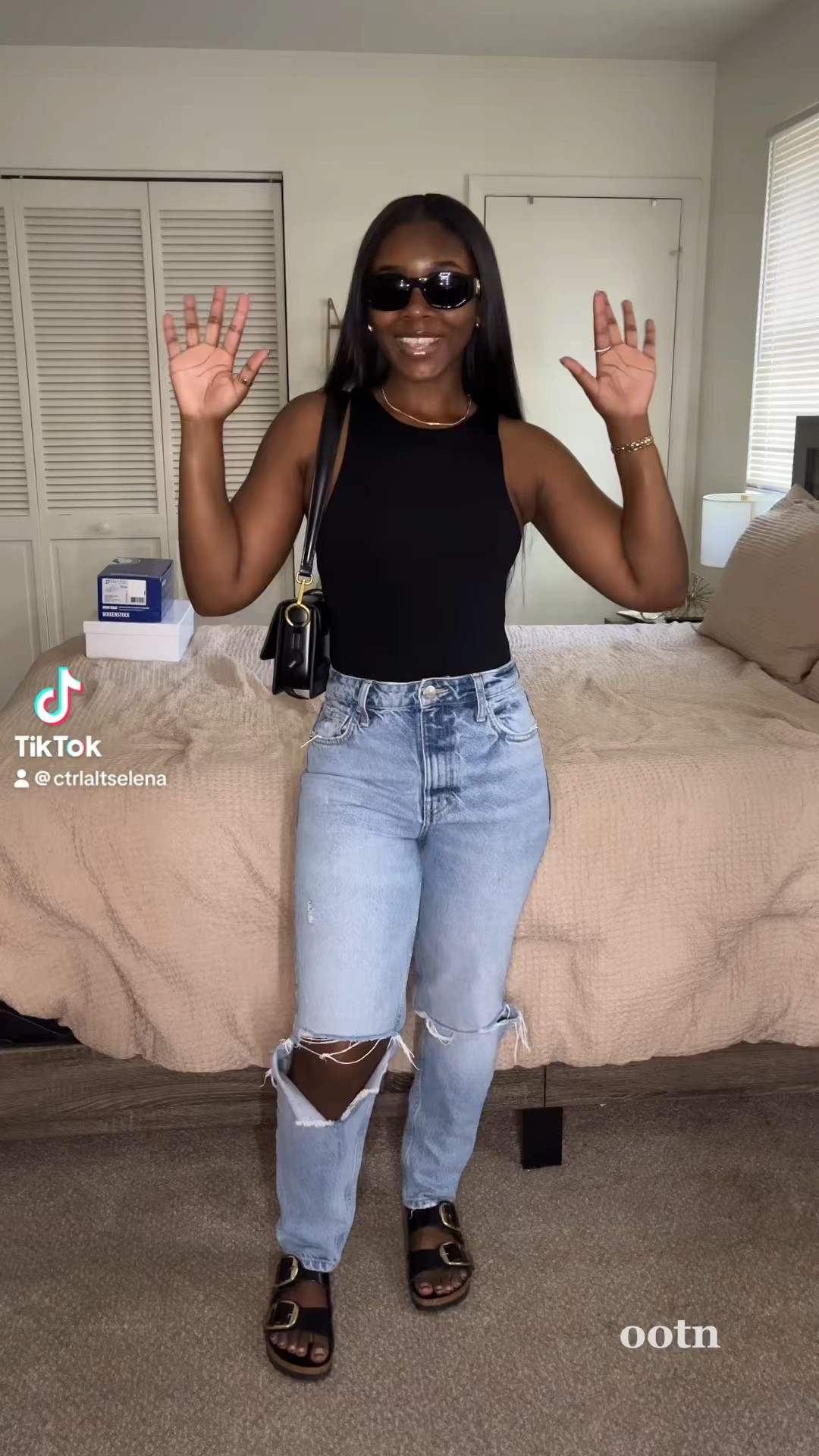 ootn for my sisters bday dinner 🖤

Jeans are from Zara but I thrifted them! 
Bag is the Brandon Blackwood Nia Bag - I couldn’t link it

#LTKFindsUnder100 #LTKBeauty #LTKStyleTip