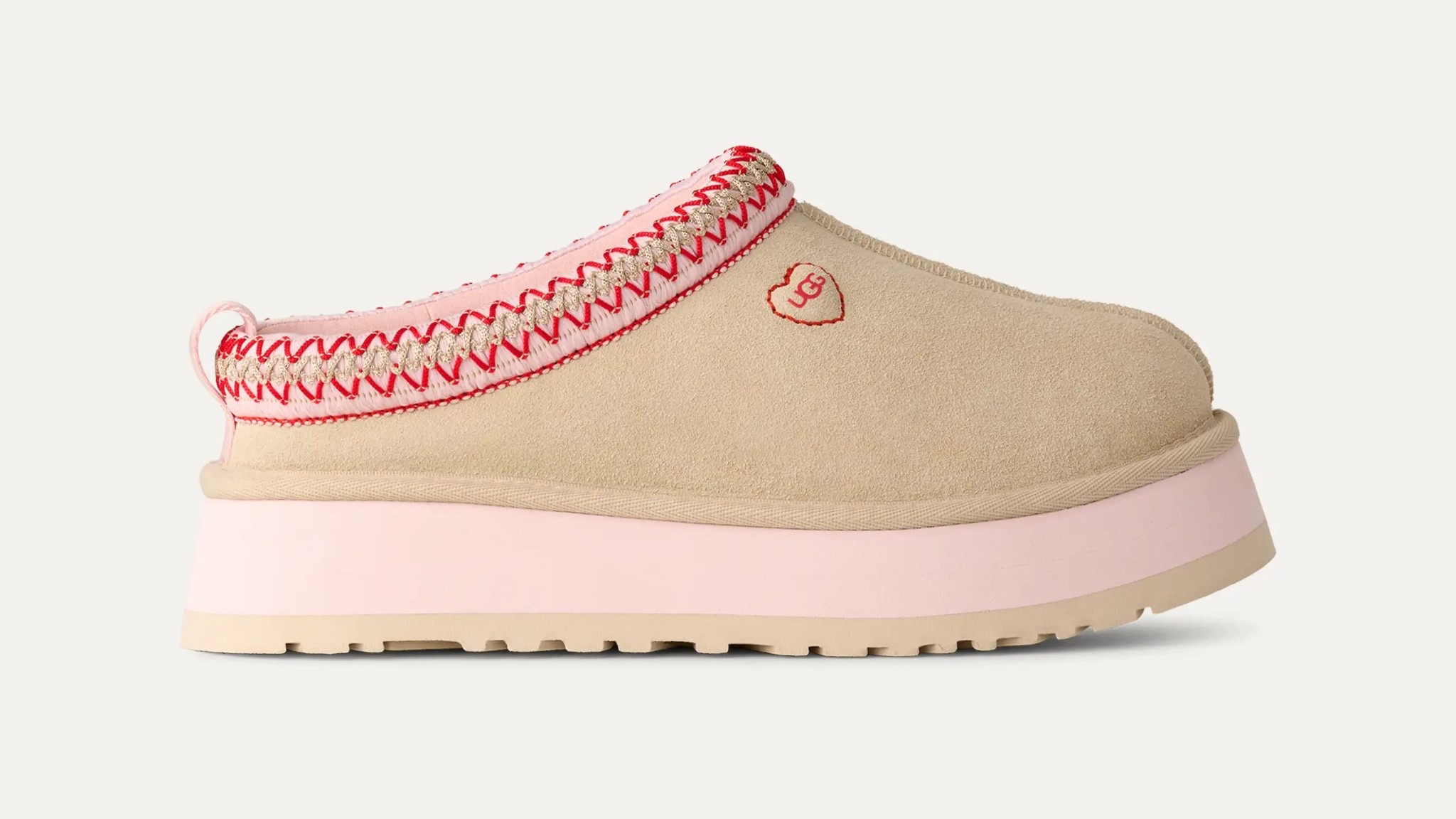 Ugg just dropped their new valentines collection! How cute are these?! ❤️💕😍
I love them! 

Ugg. Pink. Valentine’s Day. 


#LTKValentine #LTKgrwm #LTKSeasonal