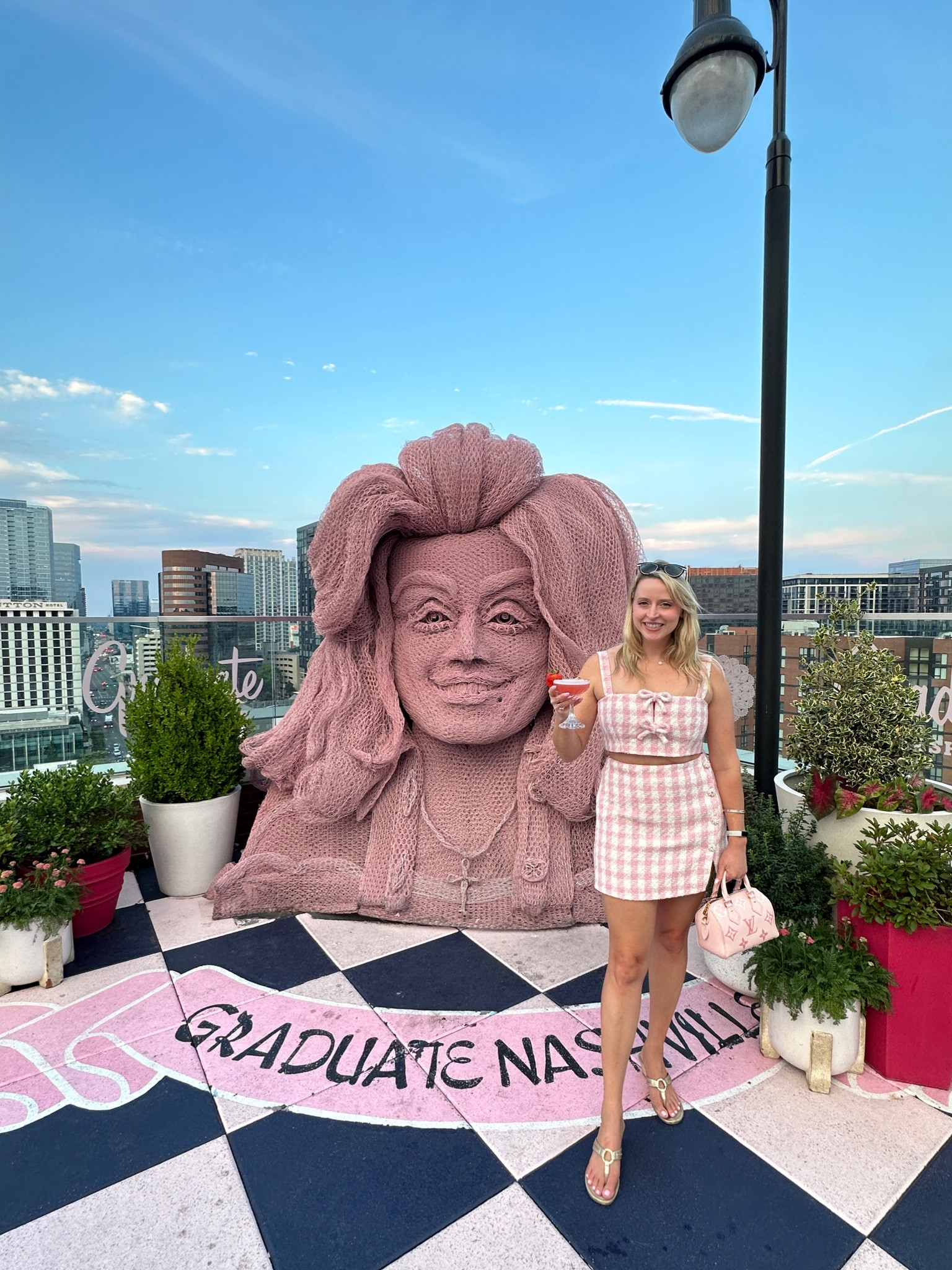 Channeling my inner Dolly at her pink palace, @whitelimozeennash 🌸💕✨ #dollymagic #pinkpalace #nashvillestyle #prettyinpink #barbiedreamhouse 

#LTKSeasonal #LTKTravel #LTKStyleTip