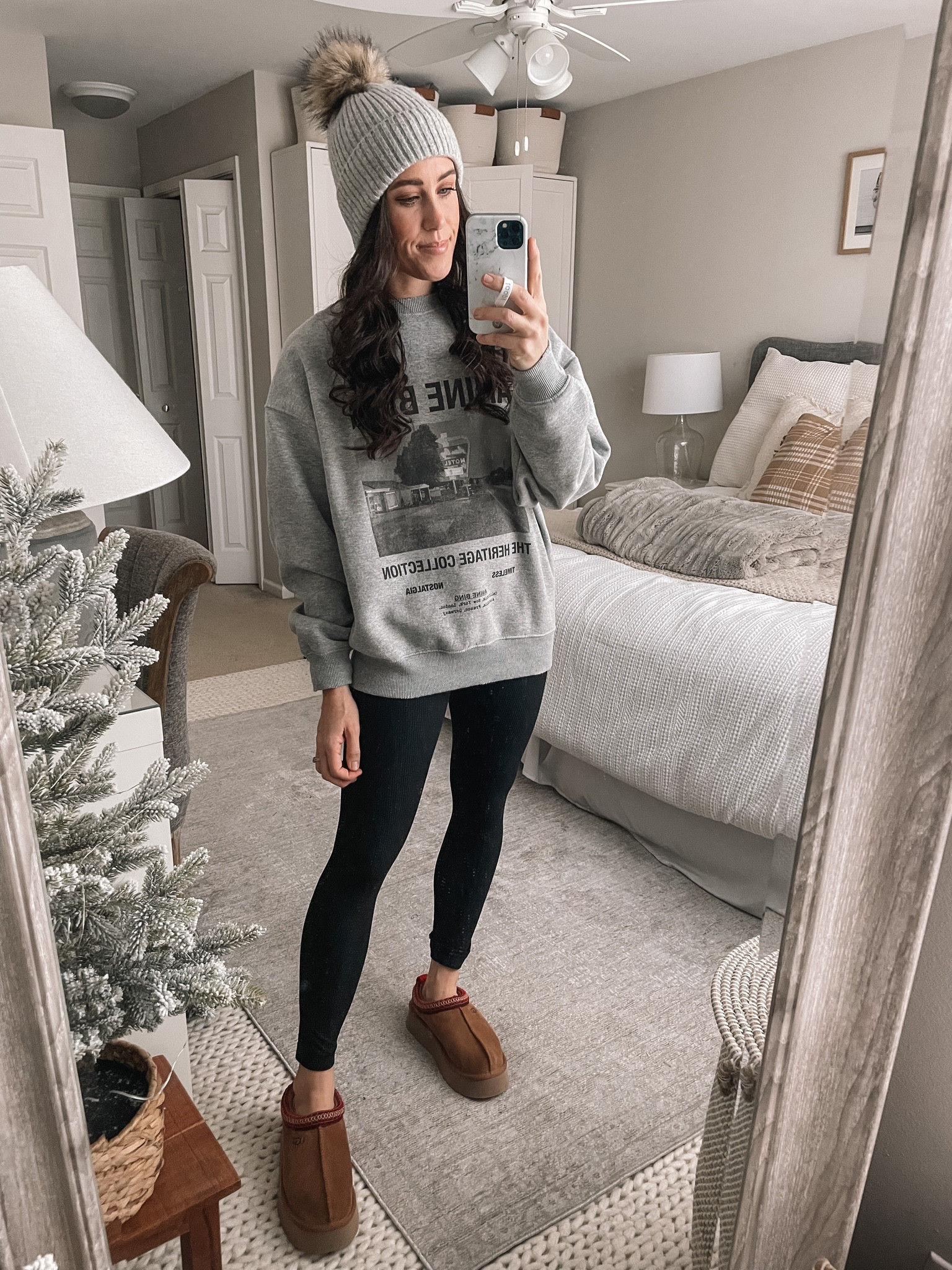 12.2.22
Sweatshirt, Lululemon leggings 

#LTKsalealert #LTKHoliday #LTKSeasonal
