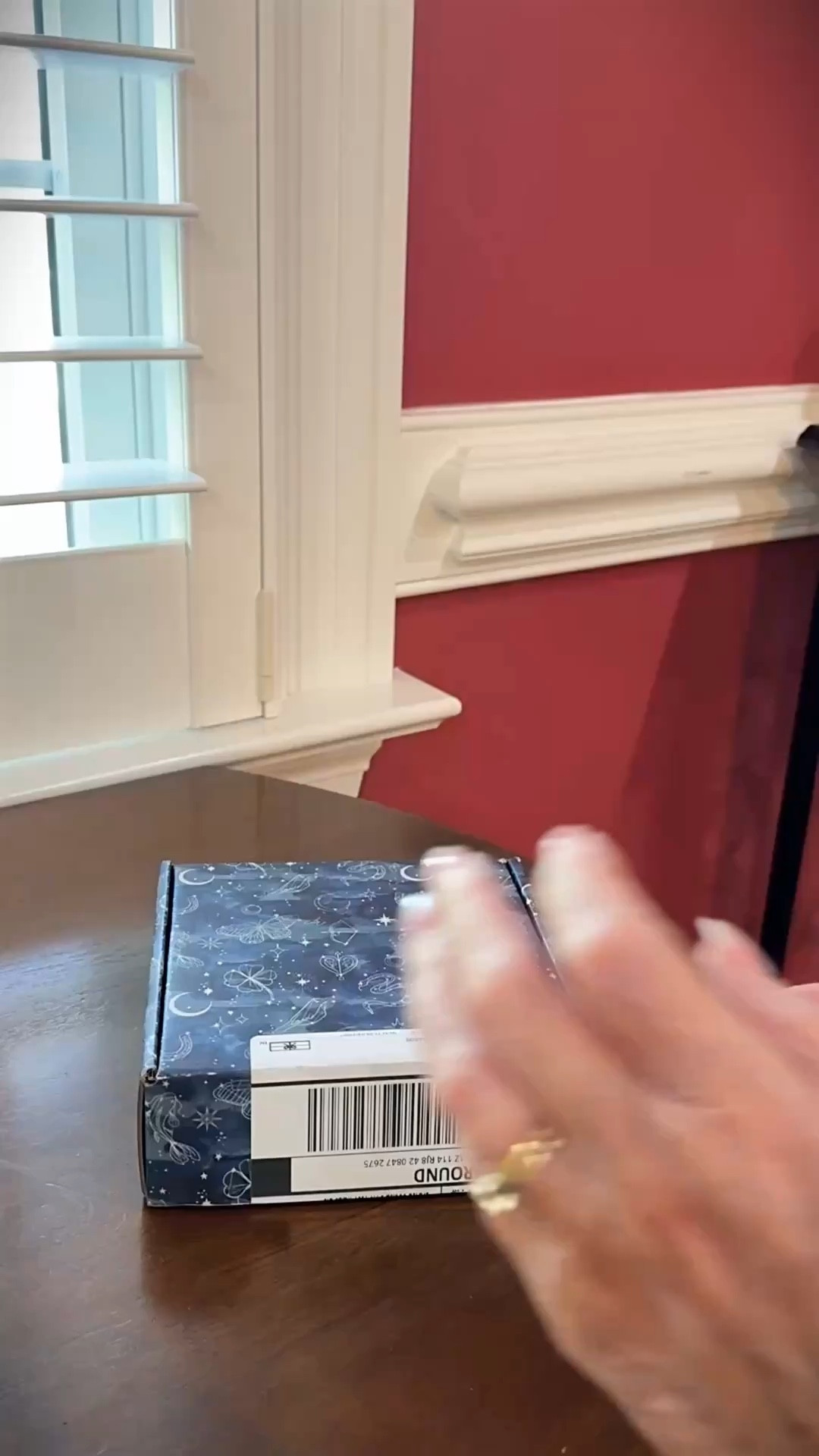 I just got in my latest jewelry order! I’m loving all the unique pieces, and the Love You To The Moon And Back necklace speaks to me. 🥰
#janewin