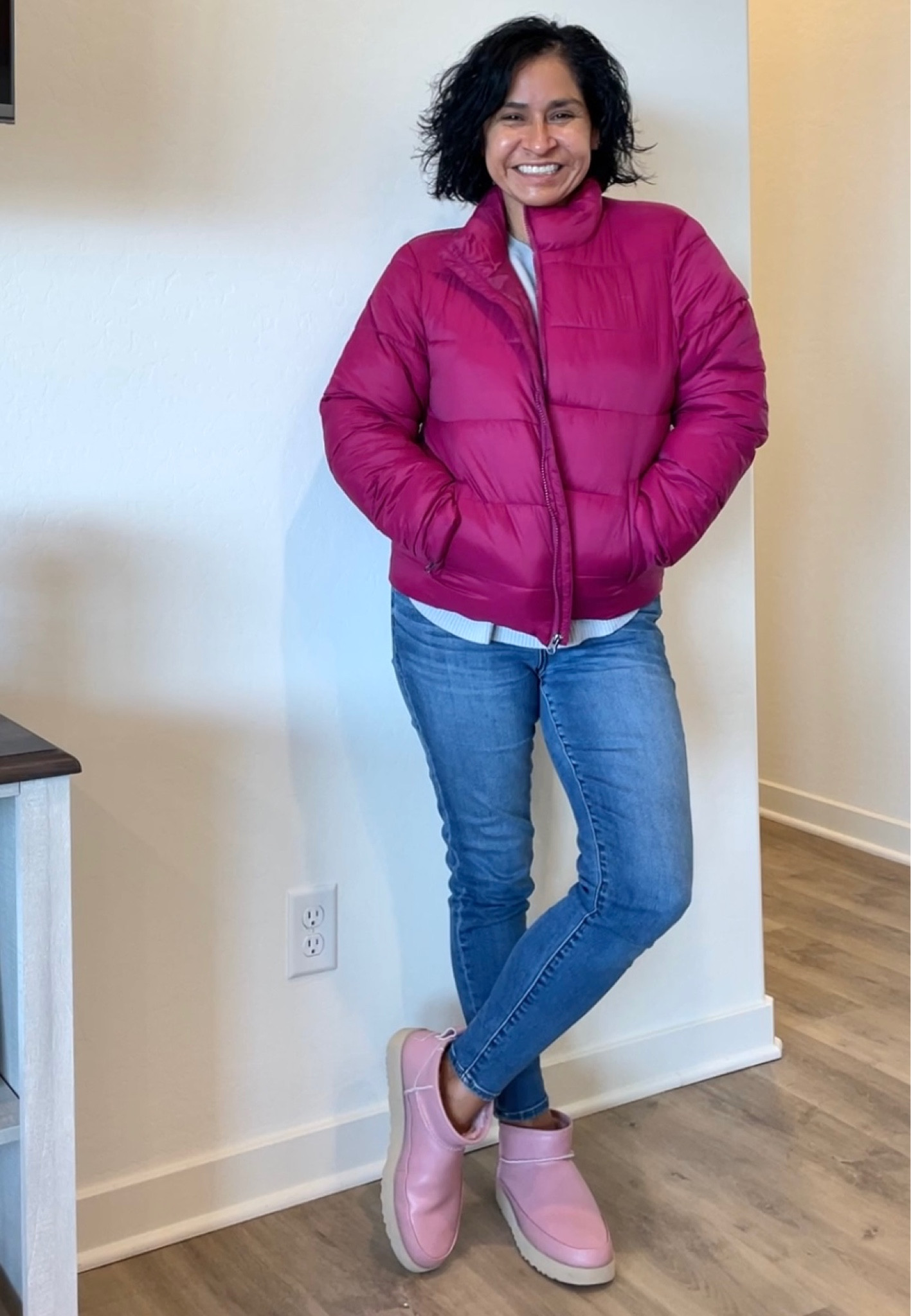 #pinkjacket #cranberryjacket #walmart #pufferjacket #skinnyjeans #aejeans #aeohirisejeans #flatteringjeans #pinkuggs #pinkboots #shortuggs #petitestyle #walmartfinds 

#LTKstyletip #LTKshoecrush #LTKSeasonal