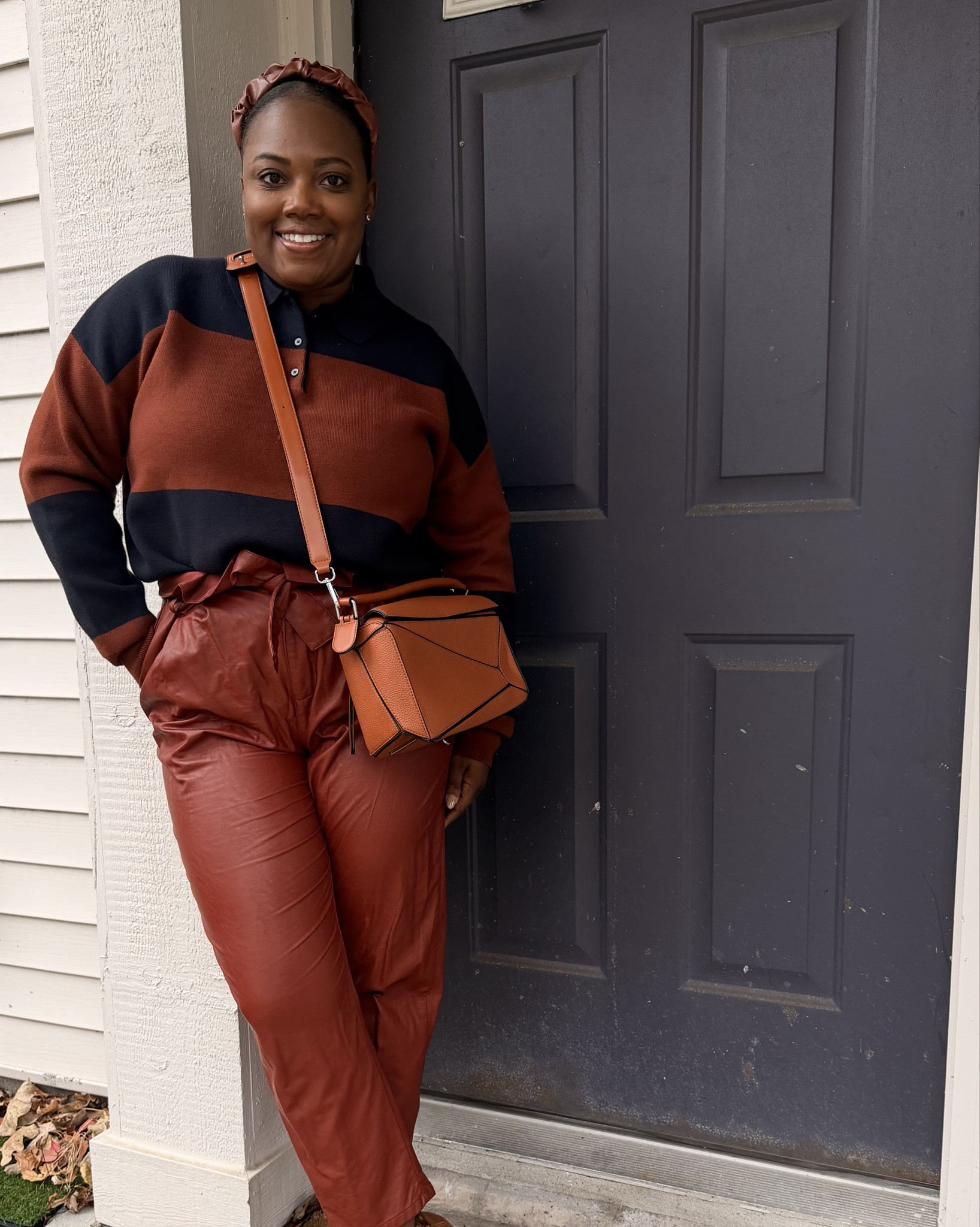 Luxe Fall Color Story: Rust, Spice & Everything Nice 

🖤 Zara rugby-style knit top
🔥 Target faux leather paperbag pants
🧡 Amazon Luxe-Look Structured Bag (Loewe Puzzle-style dupe)
🧡 Old Navy Suede heeled booties

This fall fit proves that bold doesn’t have to mean expensive.
🍁
I paired this Zara top with Target faux leather pants and finished the look with my favorite Amazon structured bag (yes—it gives designer without the price). A soft scrunch headband and ankle boots pulled it all together for dinner with my guy’s family.

Fall textures + luxe for less = always a win.

✨ Everything’s tagged in this look—from the under-$100 pants to the rich-toned bag you’ll wear all season.



#FallStyle2025 #LuxeForLess #SimpliLuxeStyle #FallFashionFinds #ChicOnABudget #AffordableLuxury #LTKFallLooks #LTKUnder100 #QuietLuxuryVibes #FallColorStory

#LTKSeasonal #LTKFindsUnder100 #LTKootd
